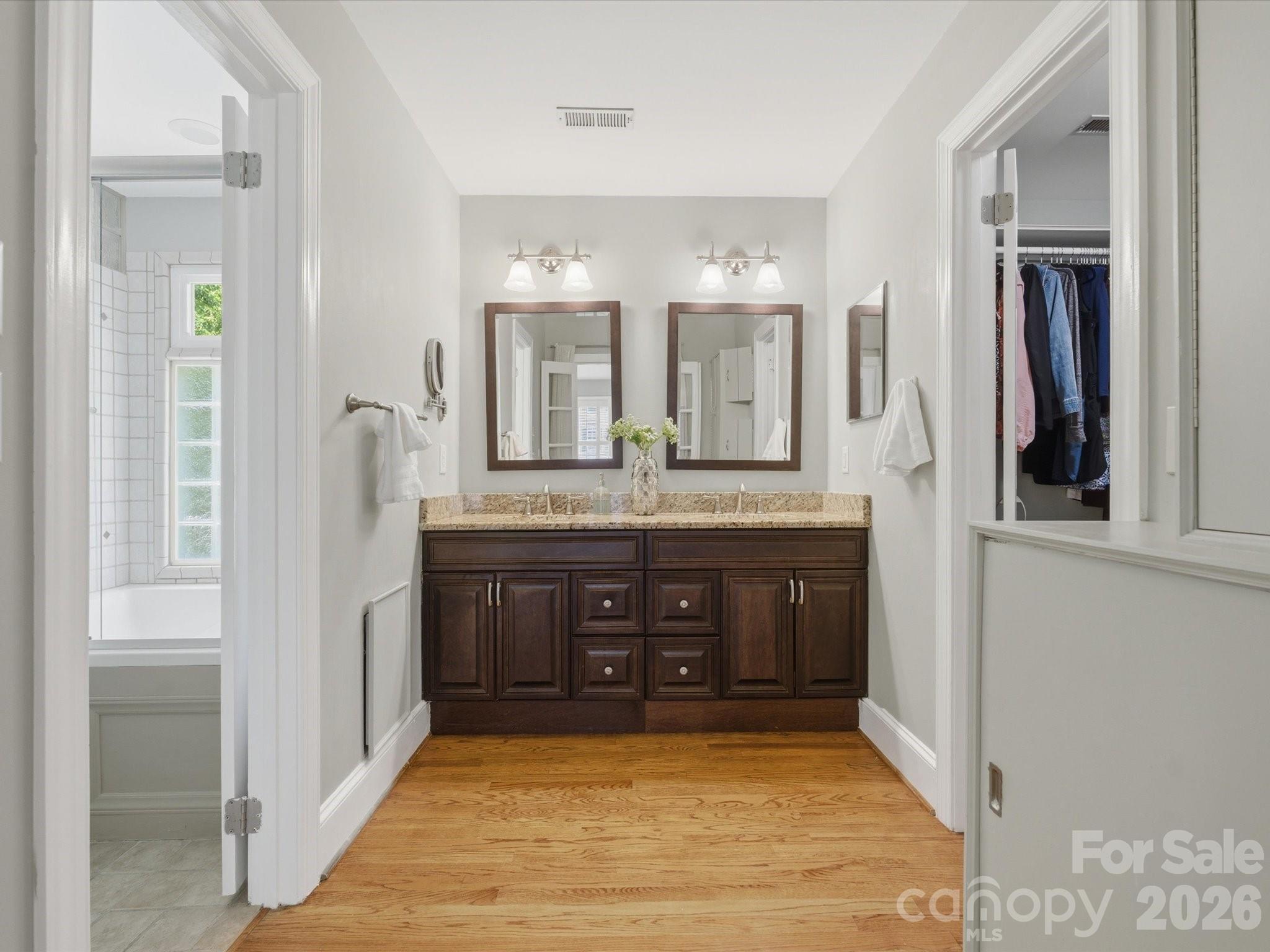 10507 Hollybrook Drive — Charlotte