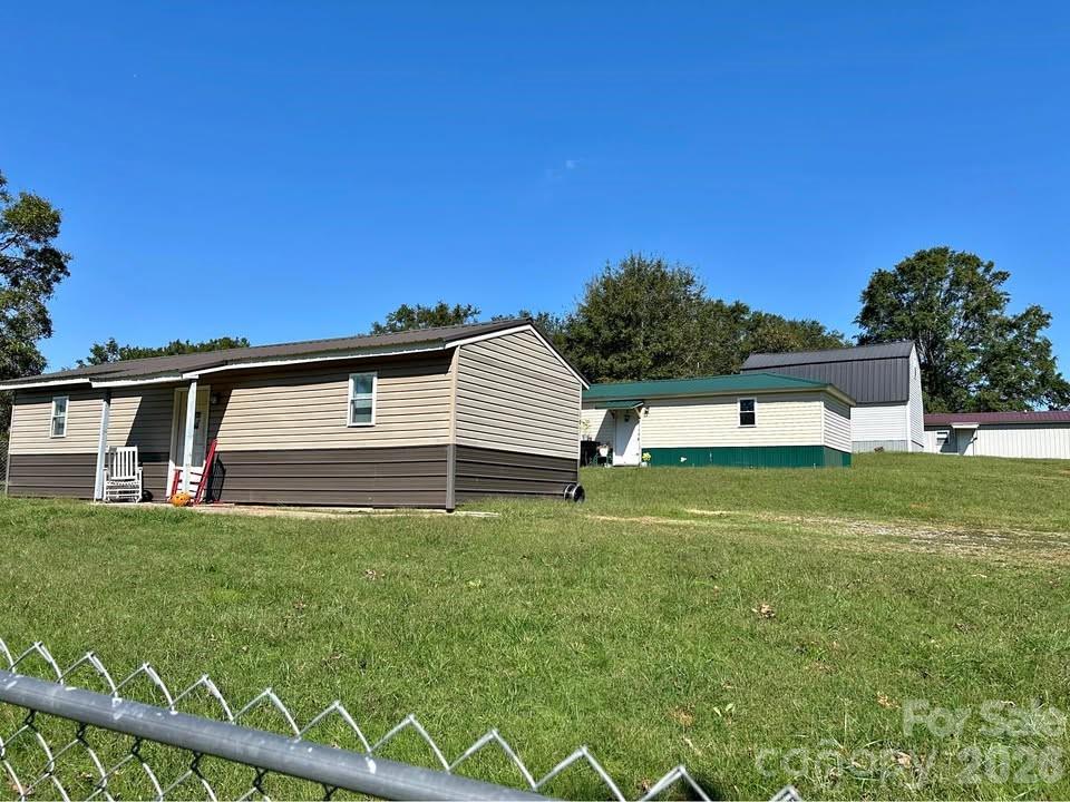 181 Sandy Hill Drive — Forest City