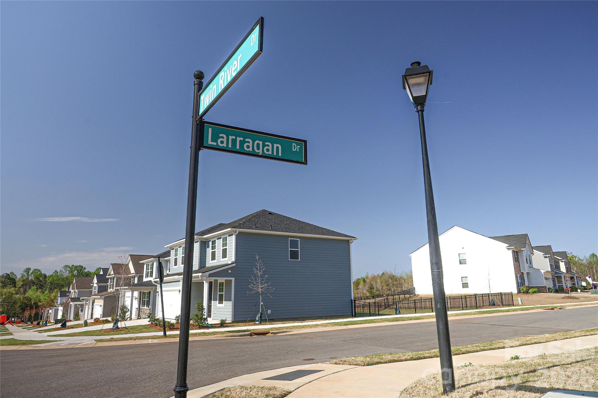 5015 TWIN RIVER Drive — Denver