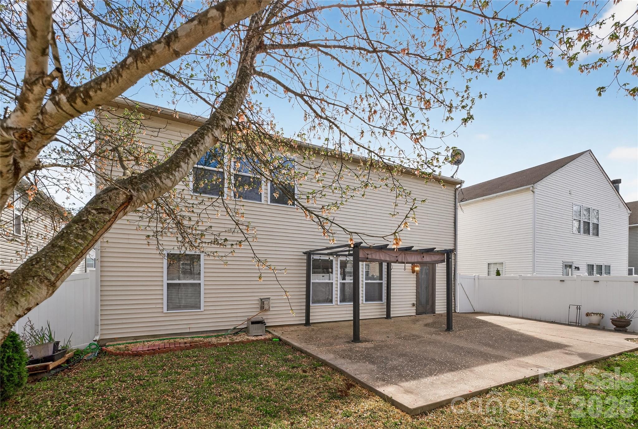6058 Laurent Avenue — Fort Mill