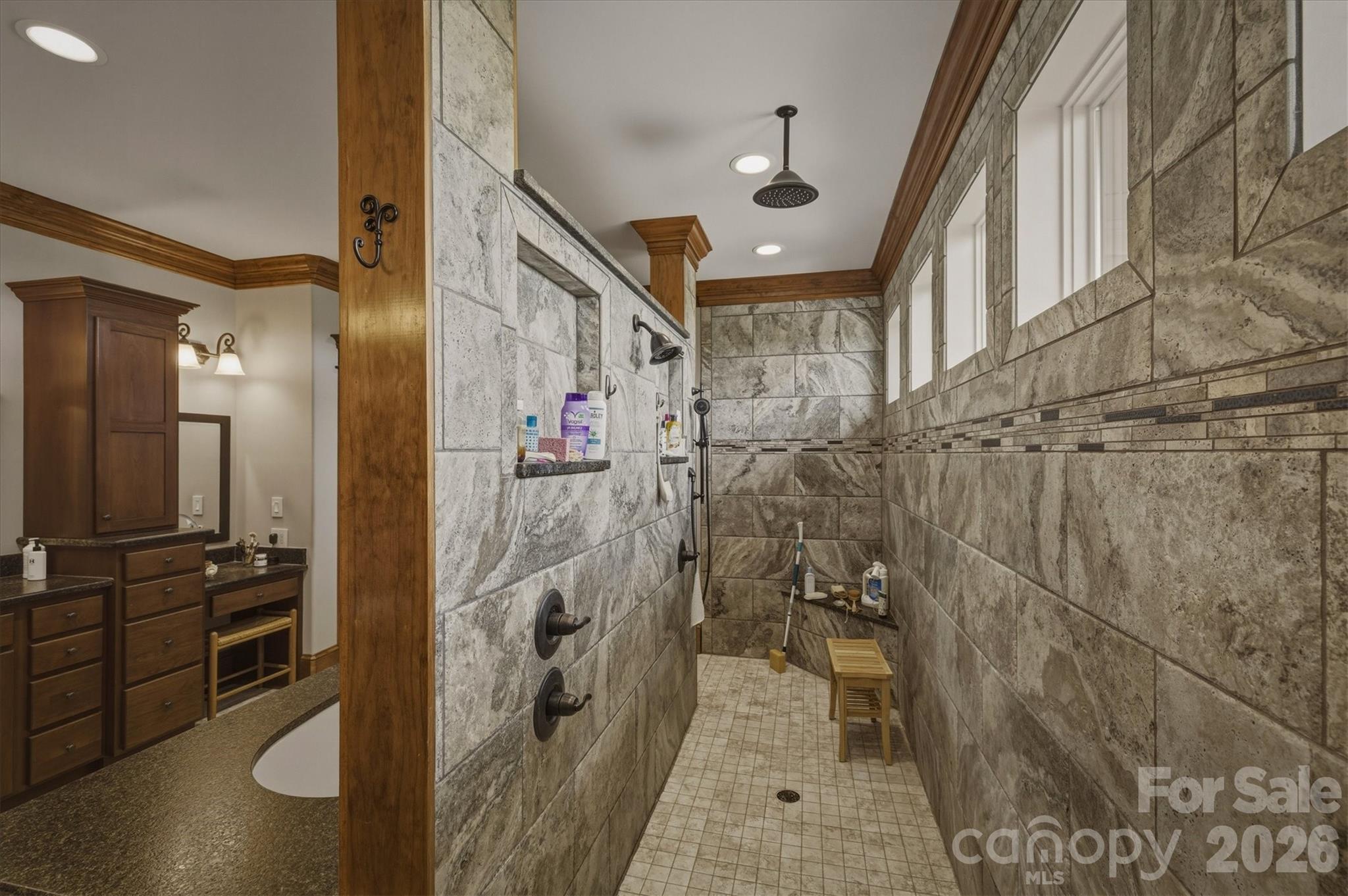 1638 Johns Ridge Parkway #144 — Lenoir