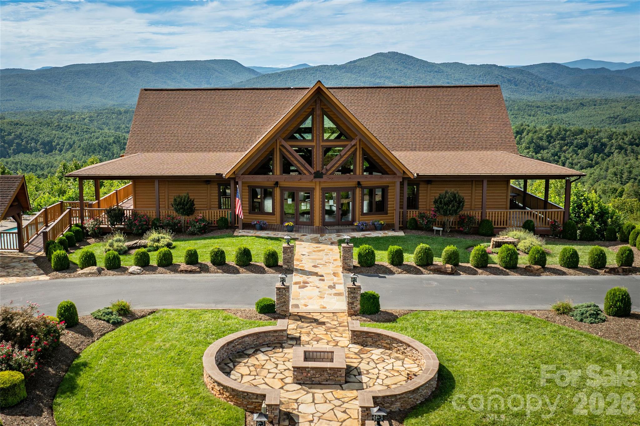 1638 Johns Ridge Parkway #144 — Lenoir