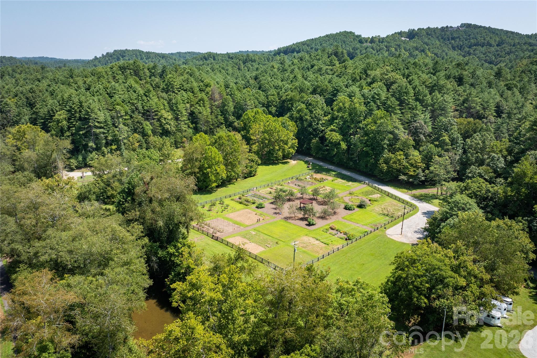 1638 Johns Ridge Parkway #144 — Lenoir