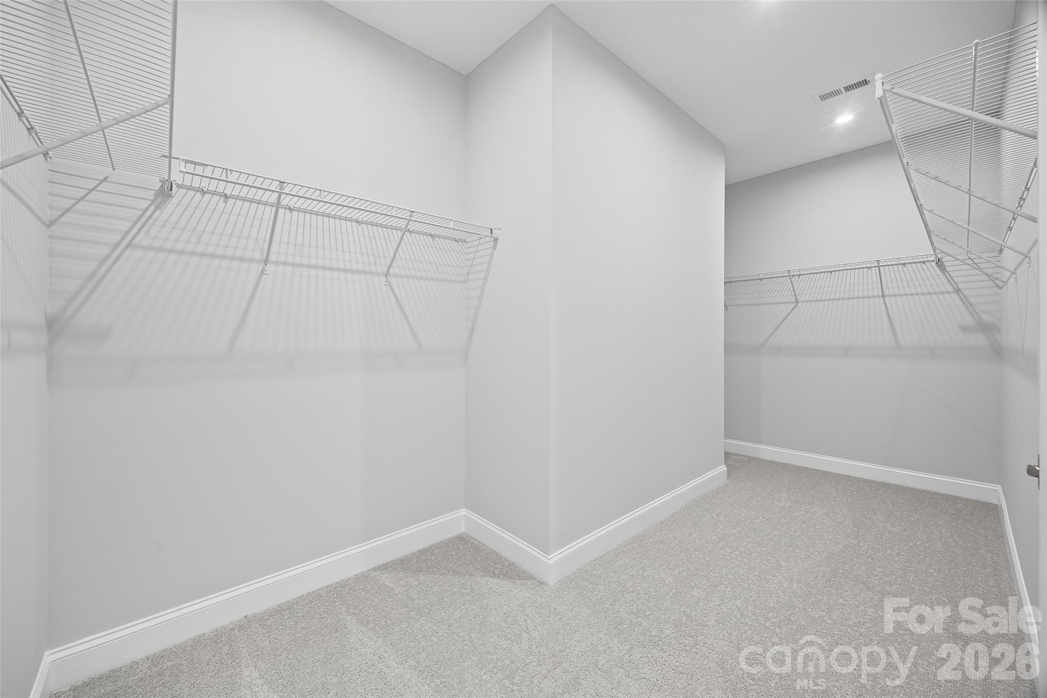 7017 Treetop Court — York