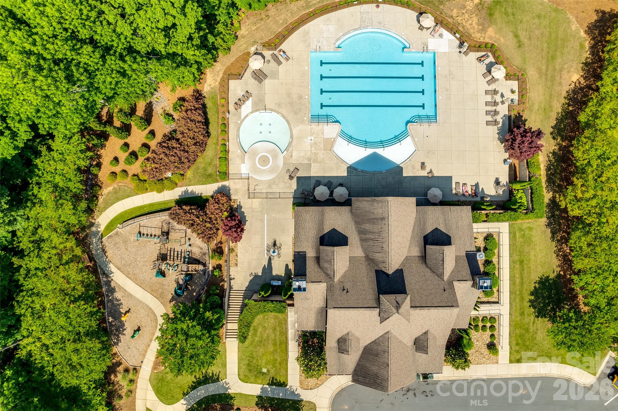 7017 Treetop Court — York