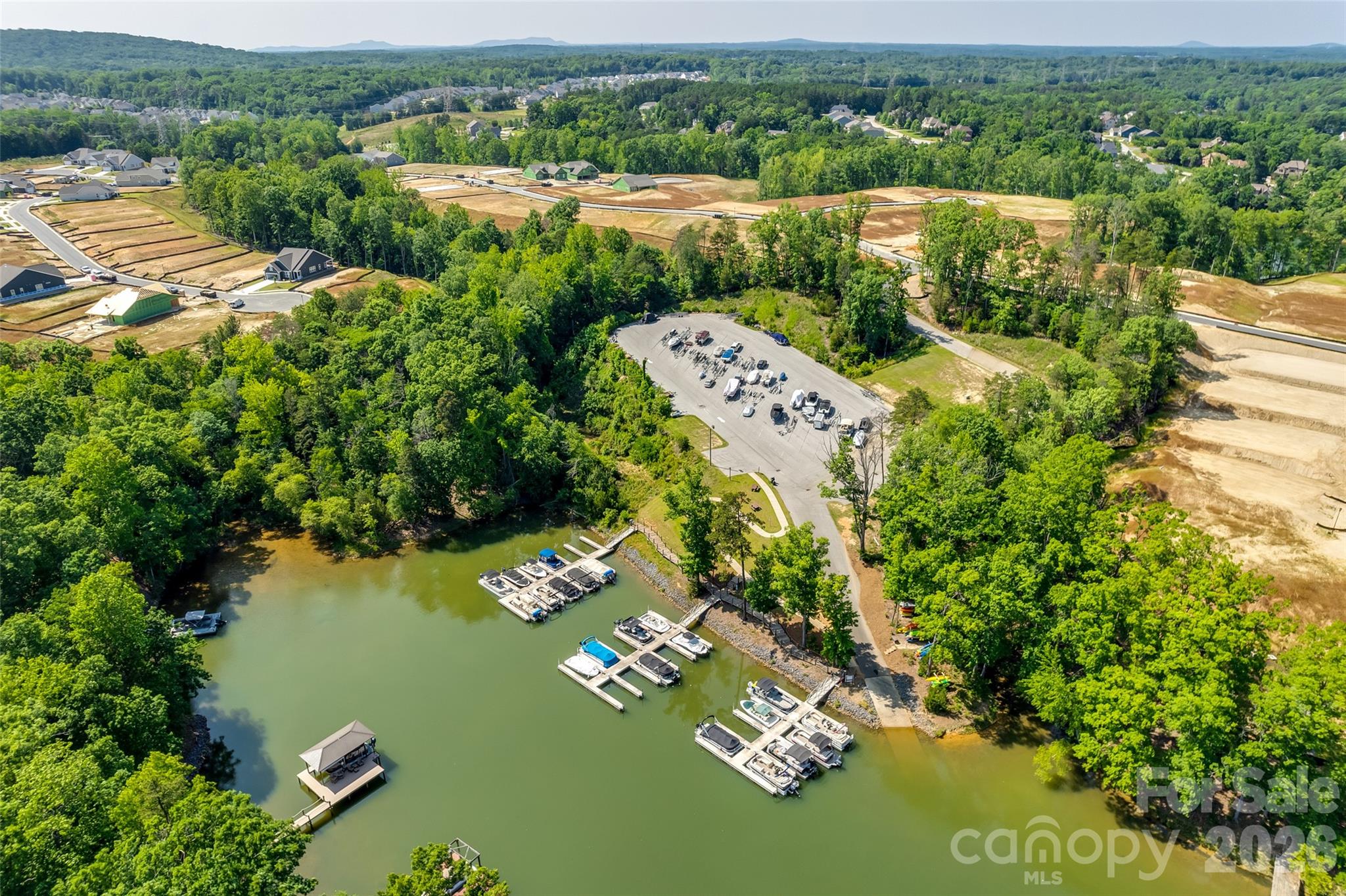7017 Treetop Court — York