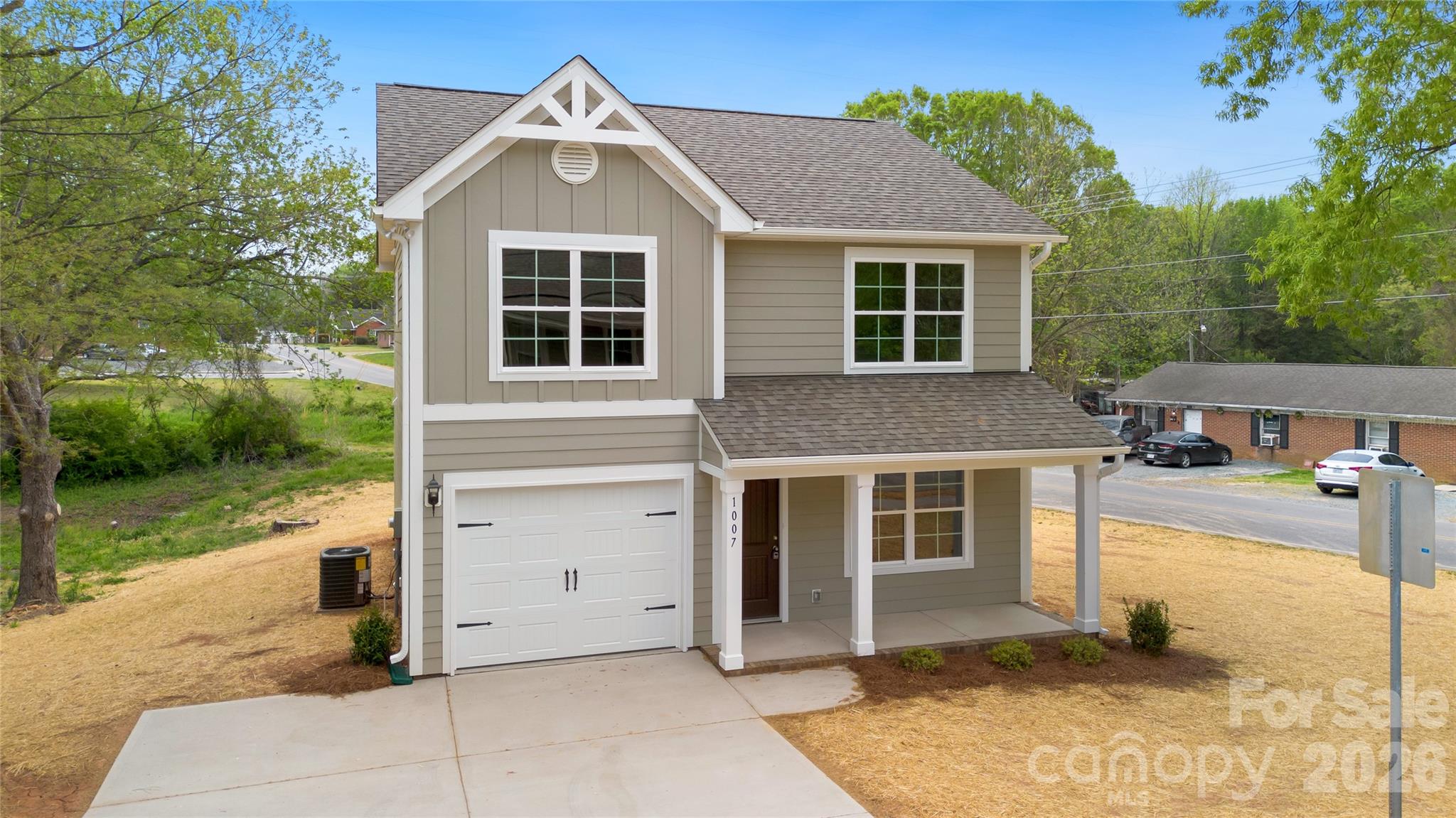 1007 Sioux Street — Monroe