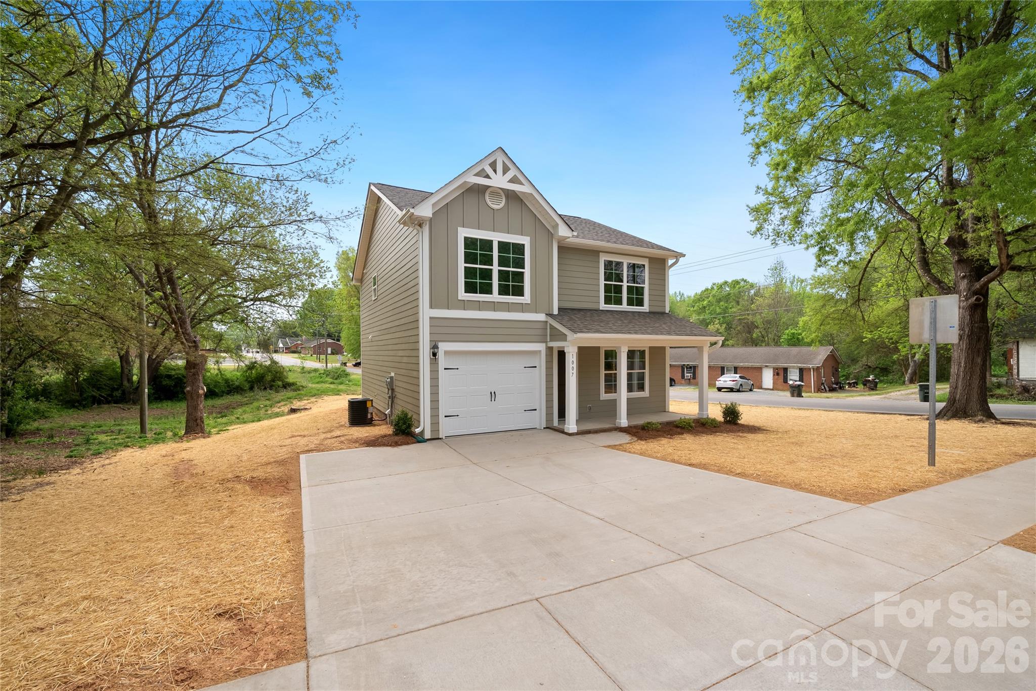 1007 Sioux Street — Monroe