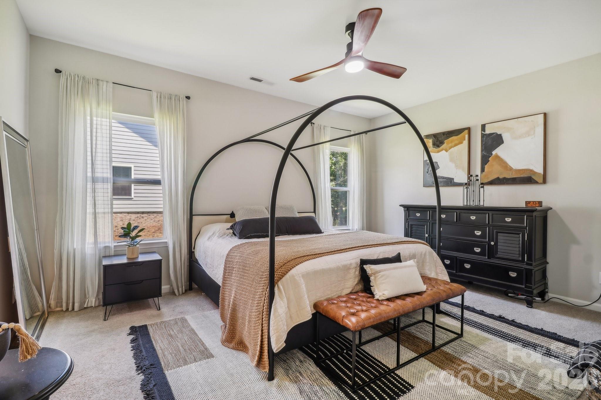 10117 Lakeshore Drive — Lancaster