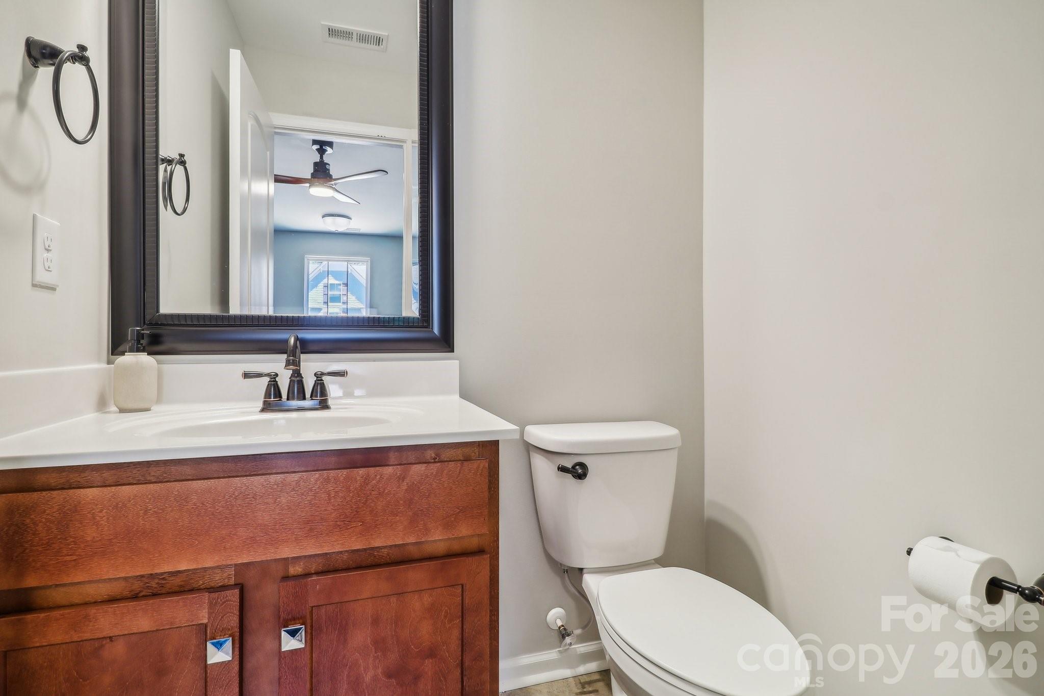 10117 Lakeshore Drive — Lancaster