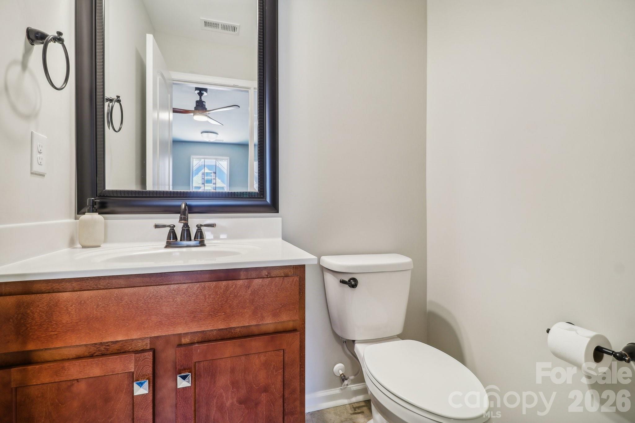 10117 Lakeshore Drive — Lancaster