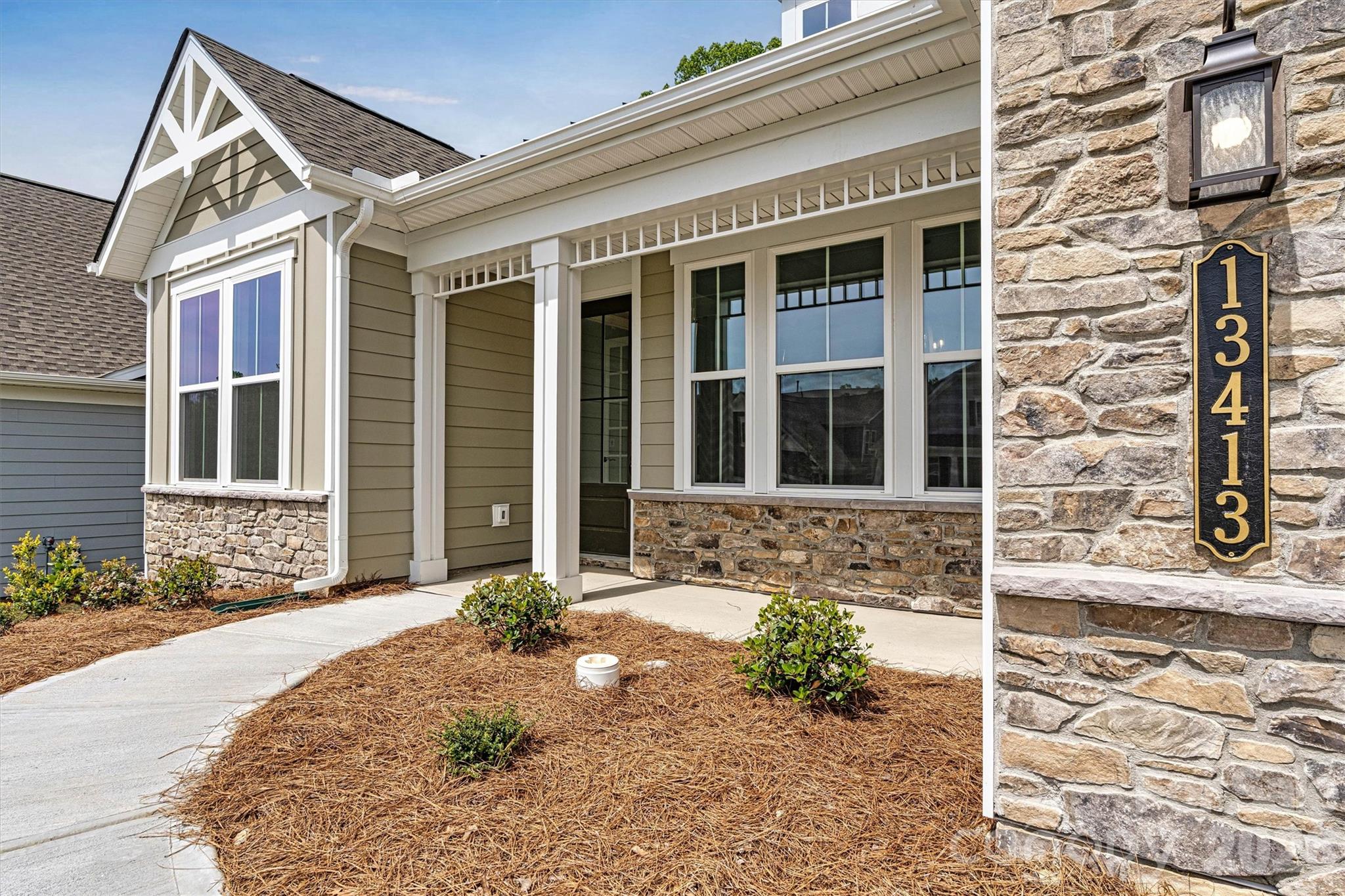 13413 Cozy Court — Charlotte