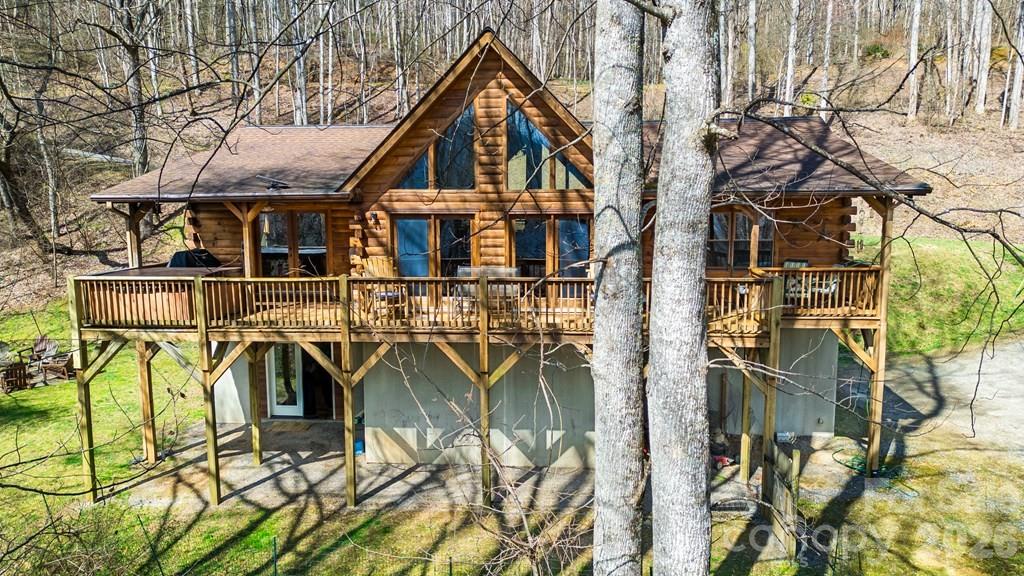 675 Forest Valley Road — Sylva