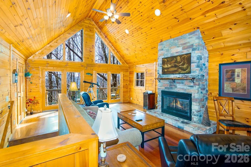 675 Forest Valley Road — Sylva