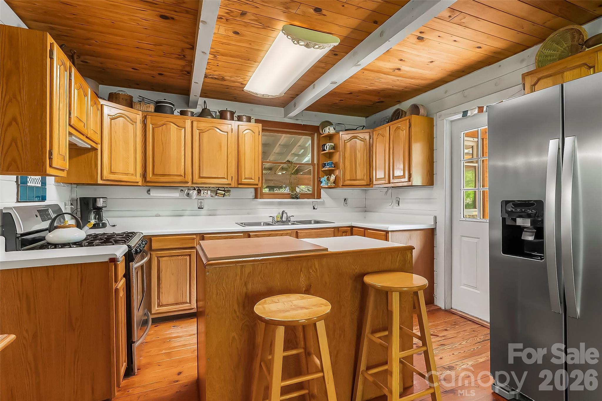 586 Liberty Church Road — Marion