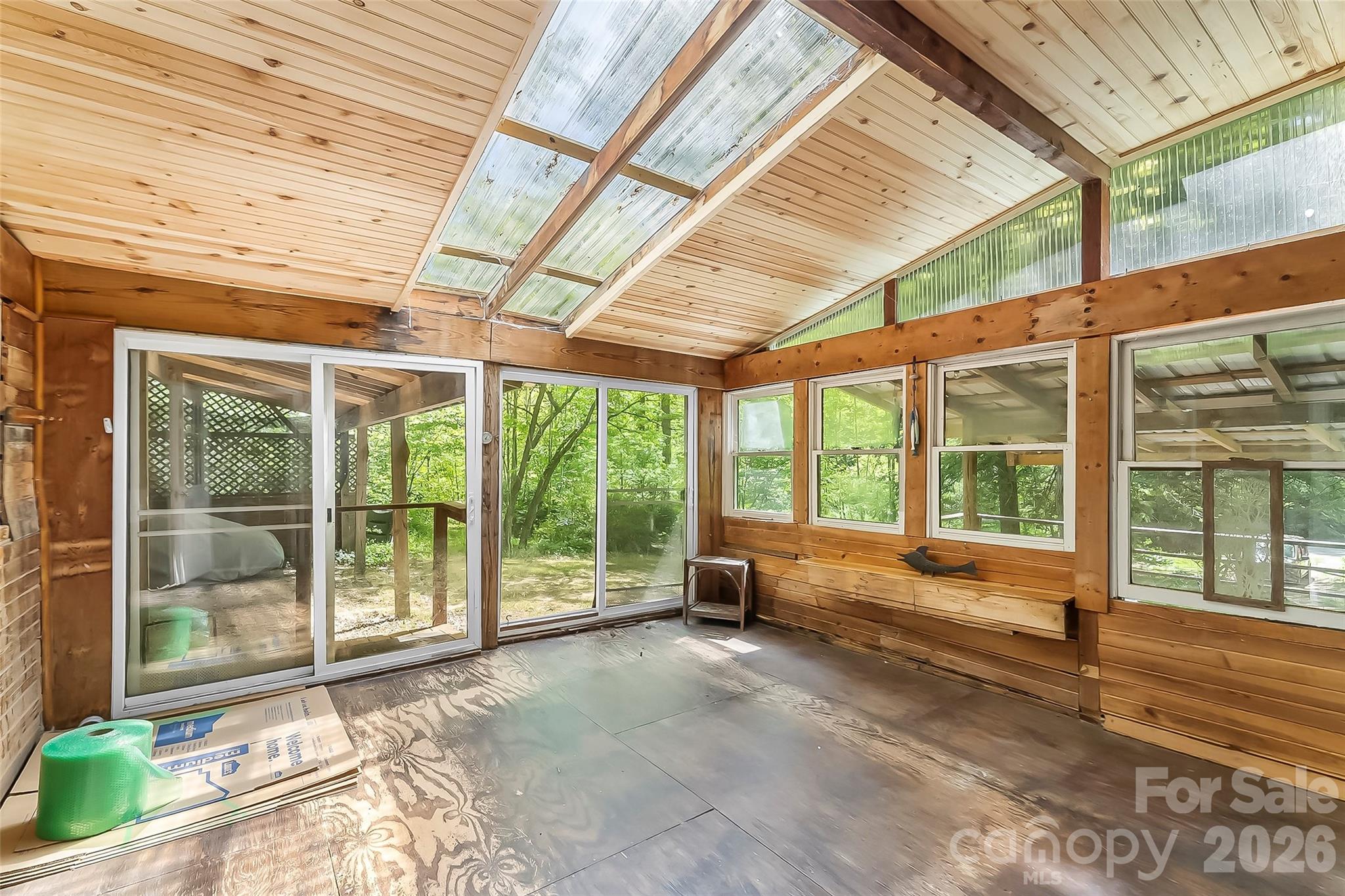 586 Liberty Church Road — Marion