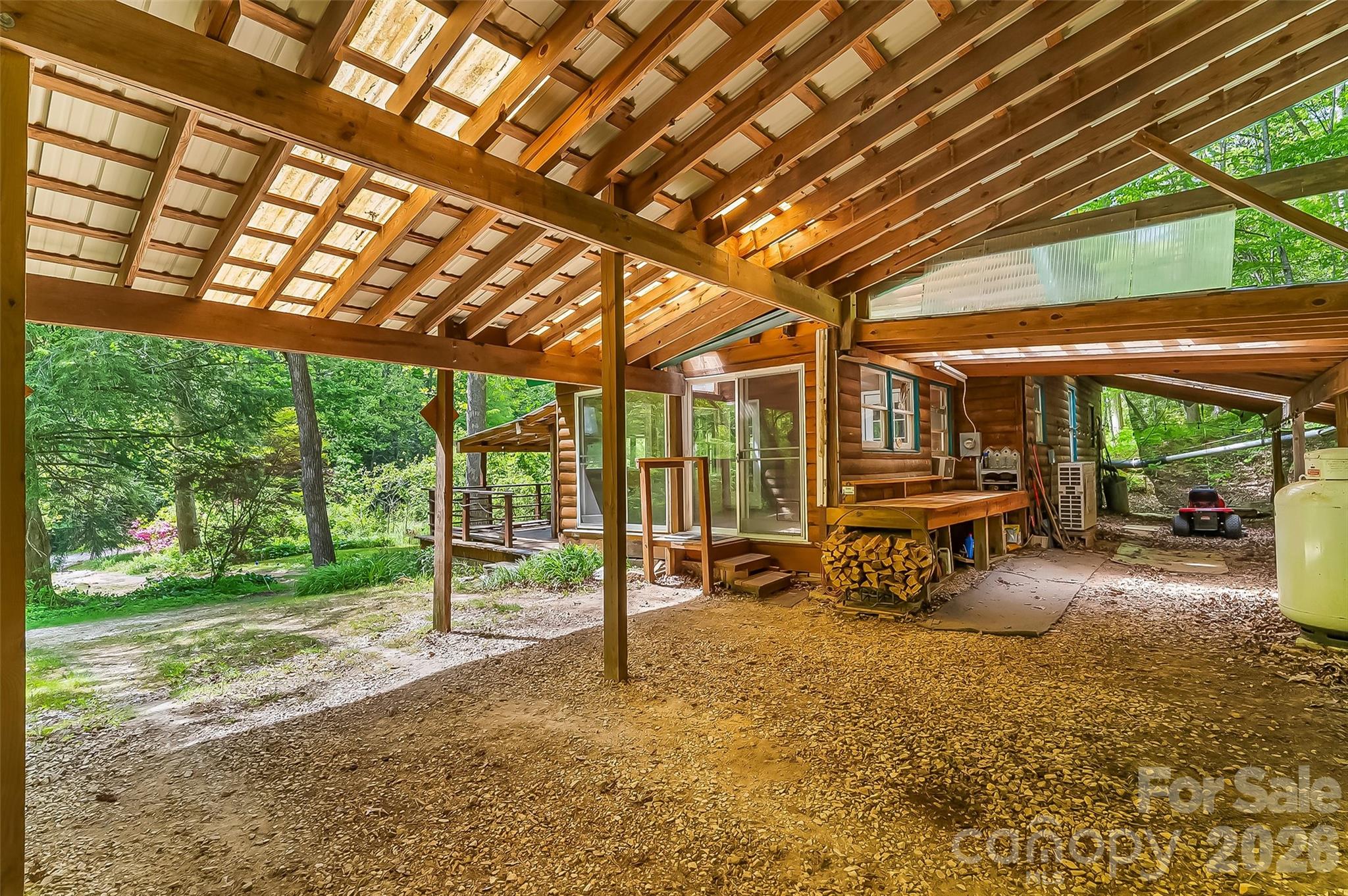 586 Liberty Church Road — Marion