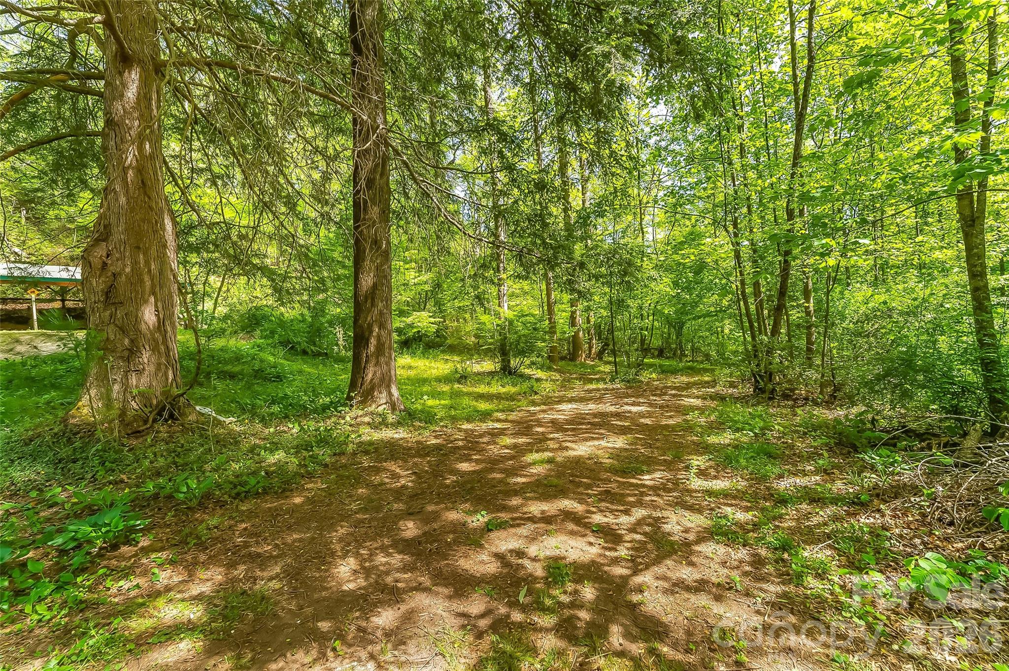 586 Liberty Church Road — Marion