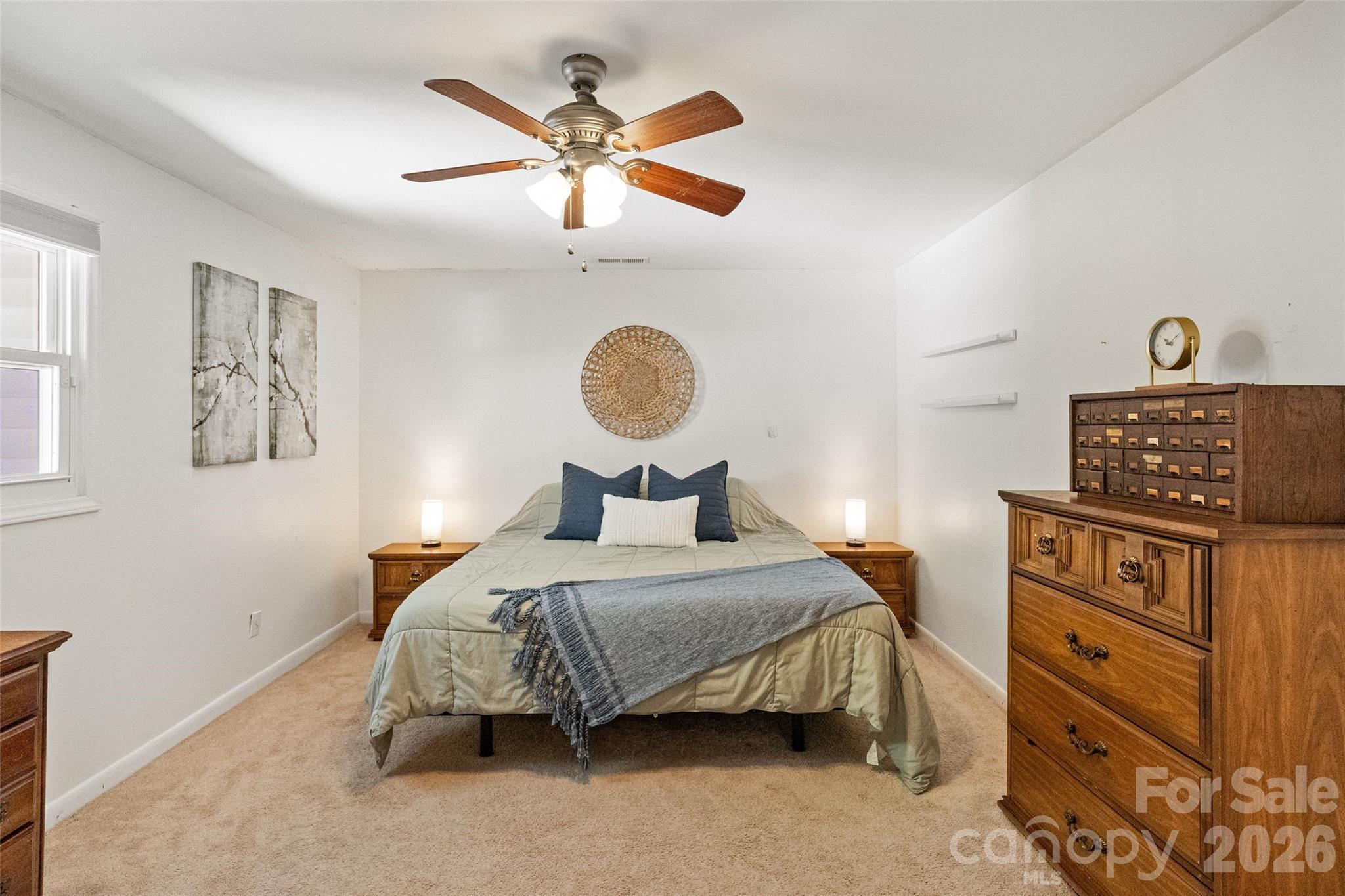 5801 Lindenwood Drive — Matthews