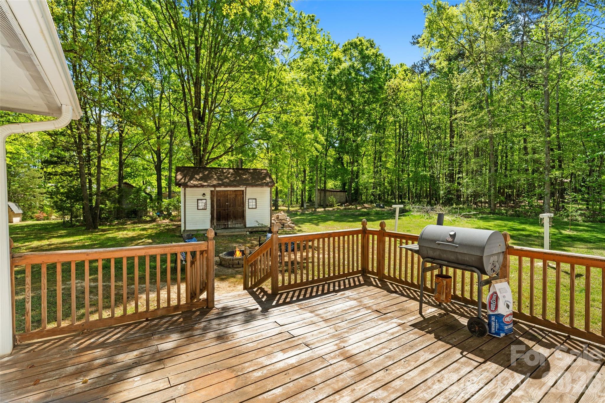 5801 Lindenwood Drive — Matthews