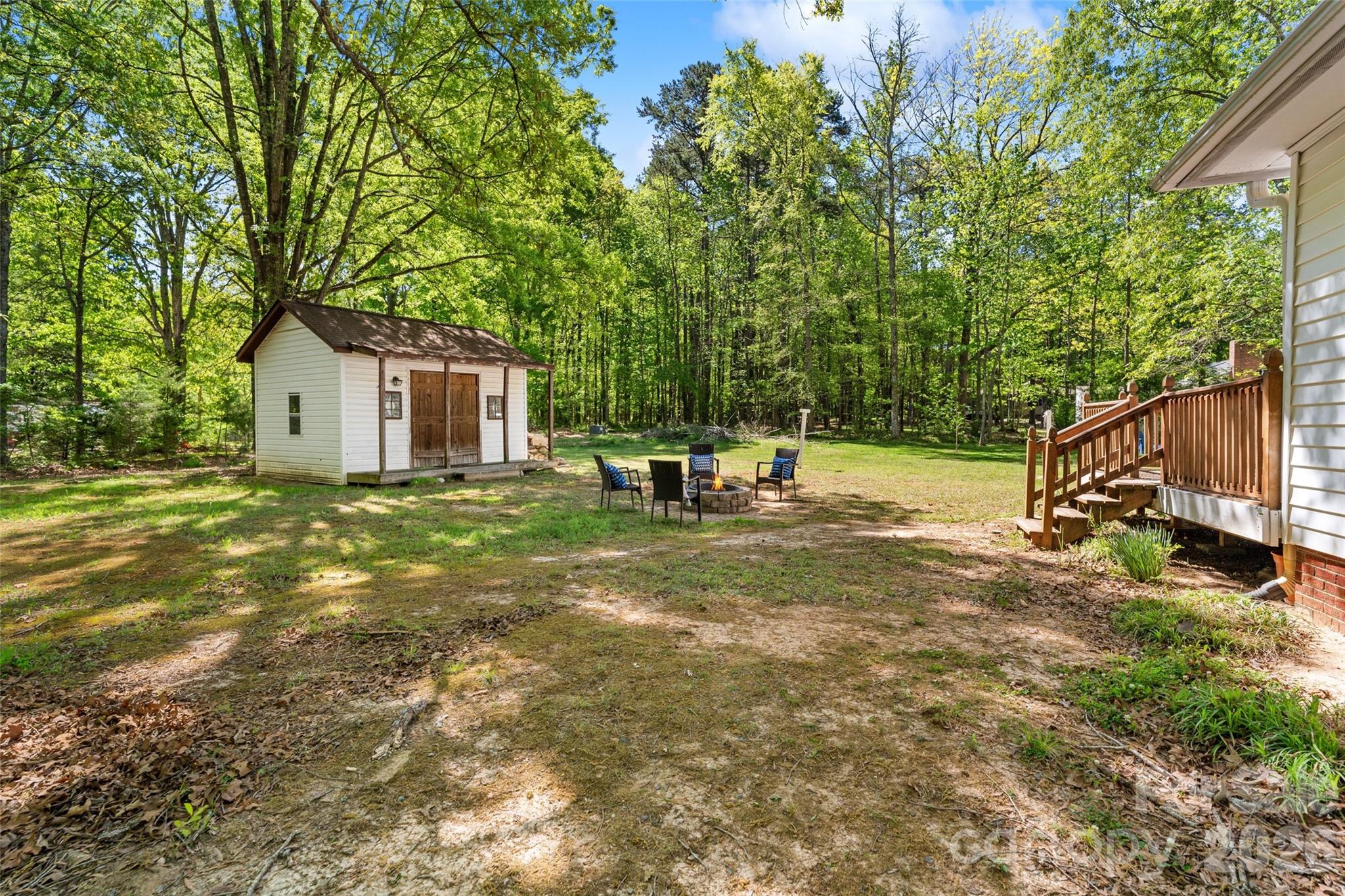 5801 Lindenwood Drive — Matthews
