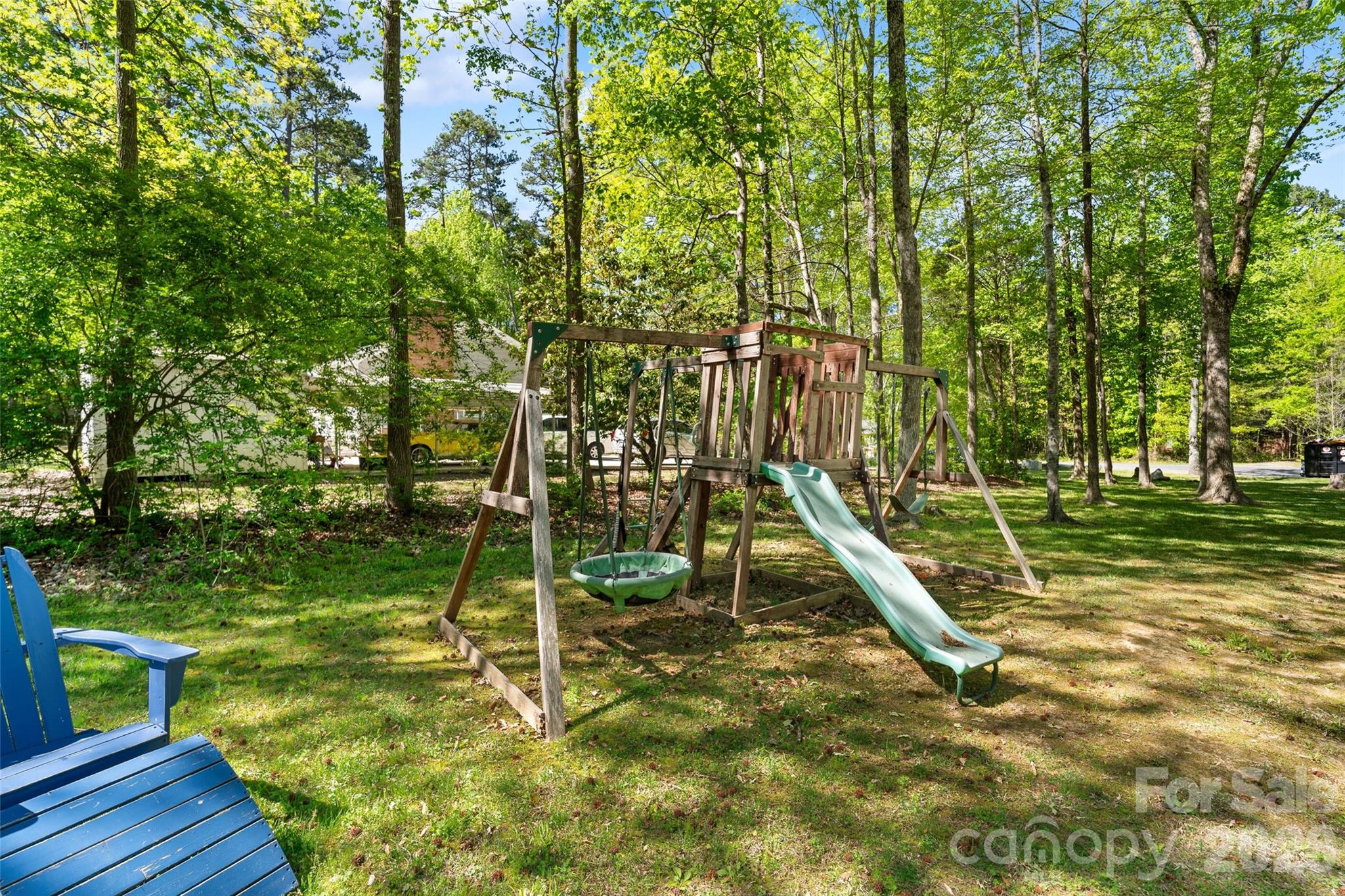 5801 Lindenwood Drive — Matthews