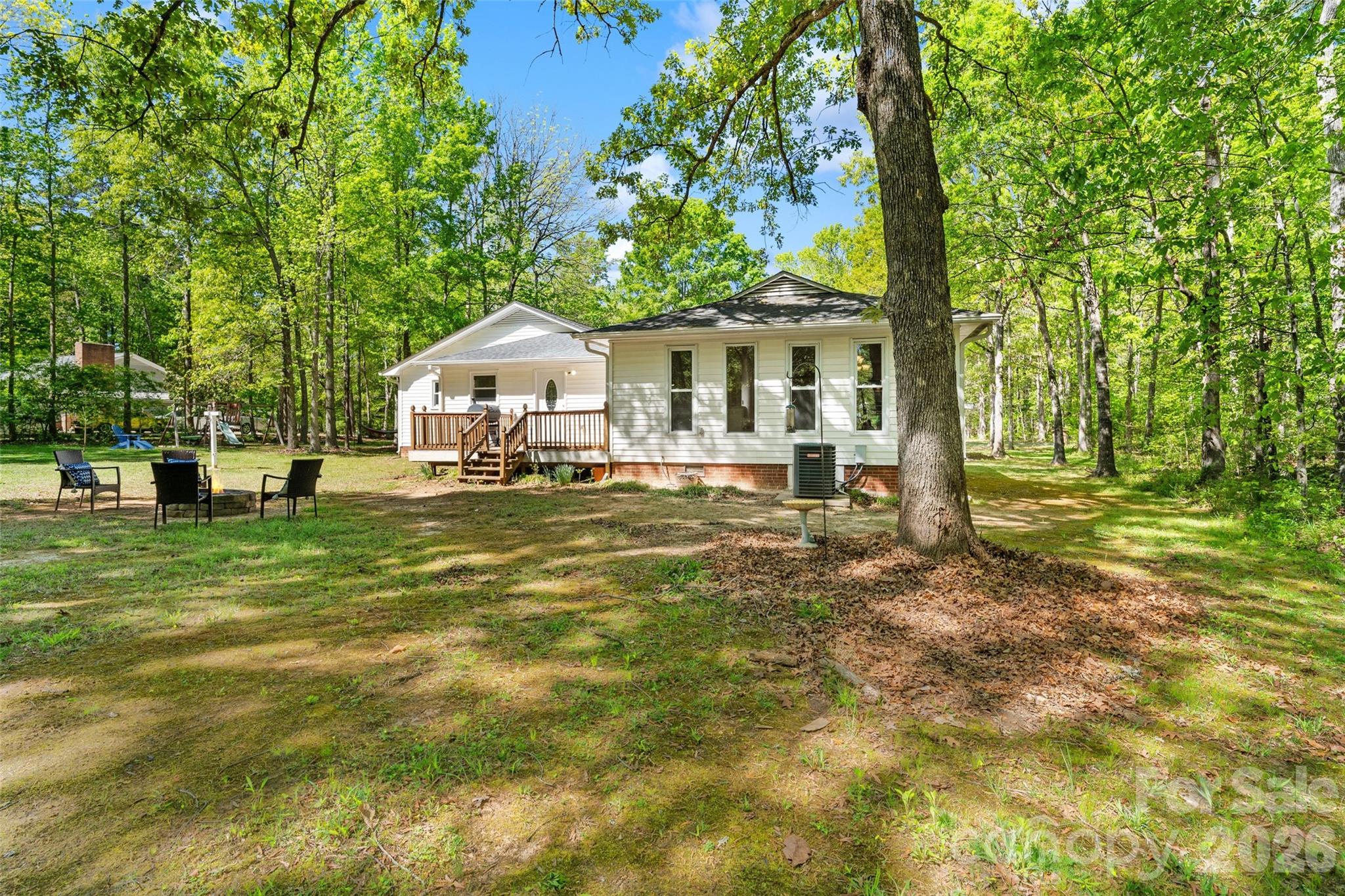 5801 Lindenwood Drive — Matthews