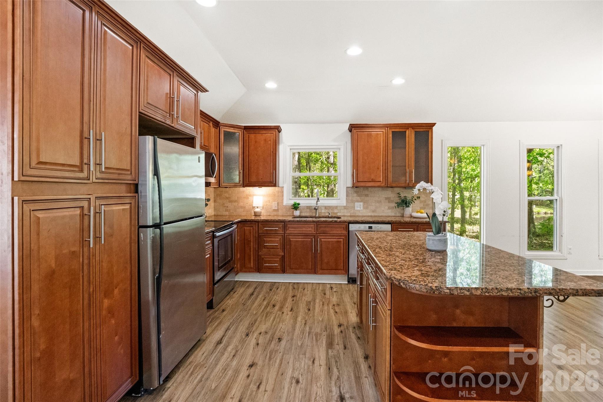 5801 Lindenwood Drive — Matthews