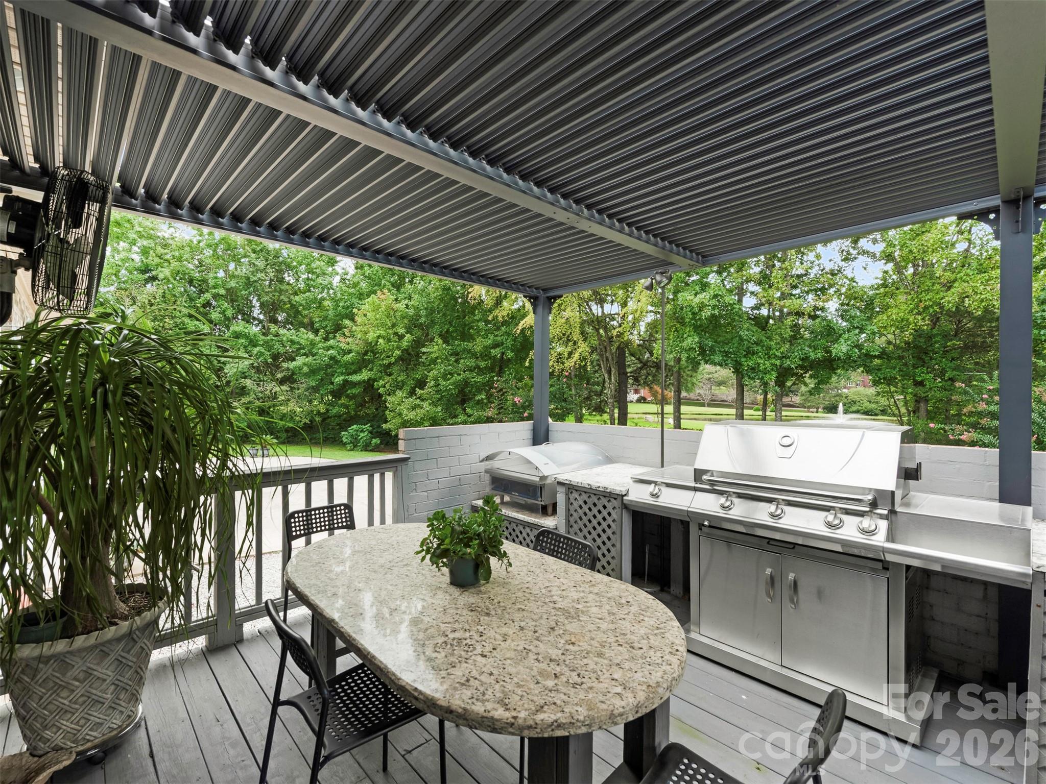 9535 Potter Road — Matthews