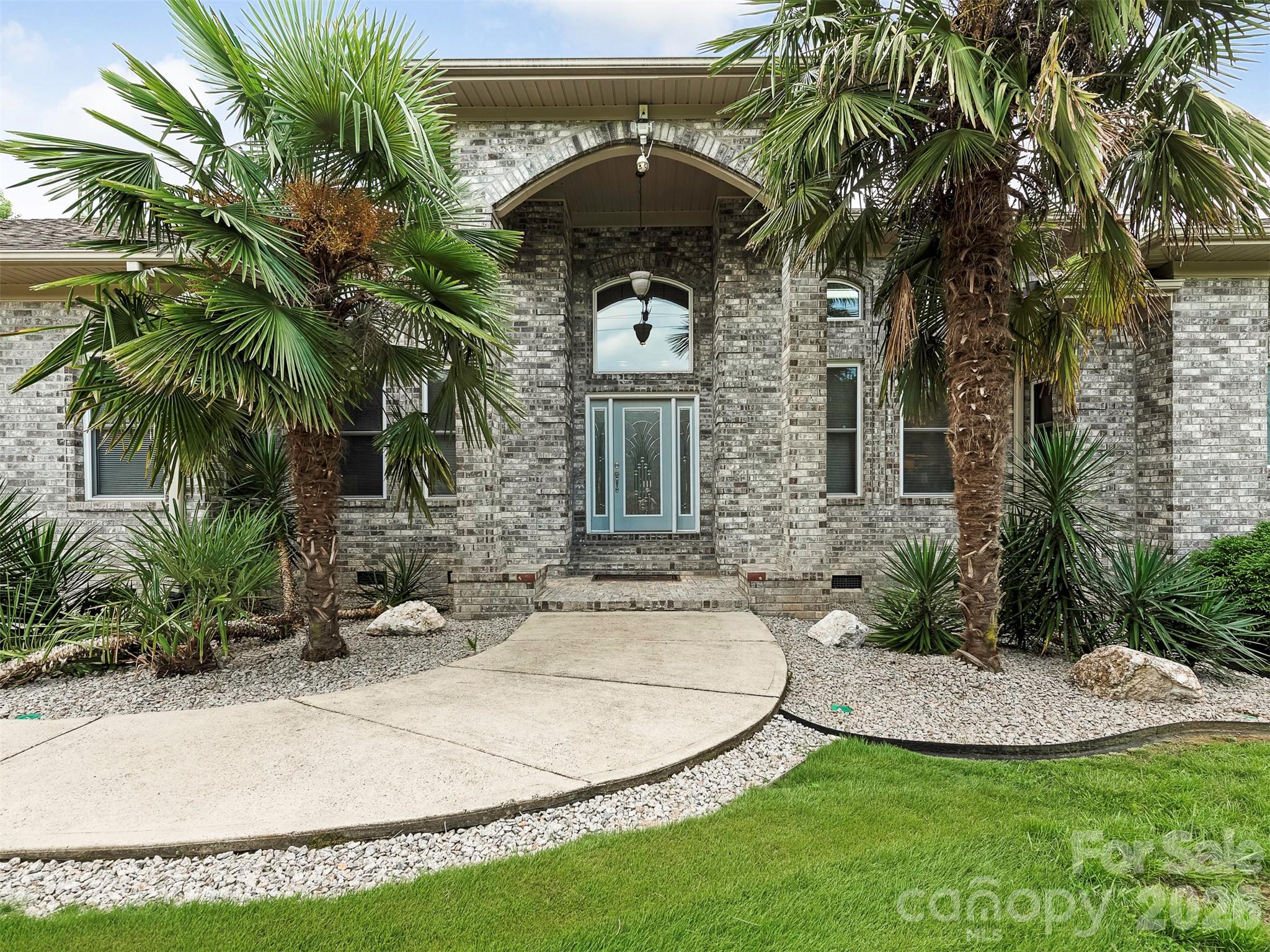 9535 Potter Road — Matthews