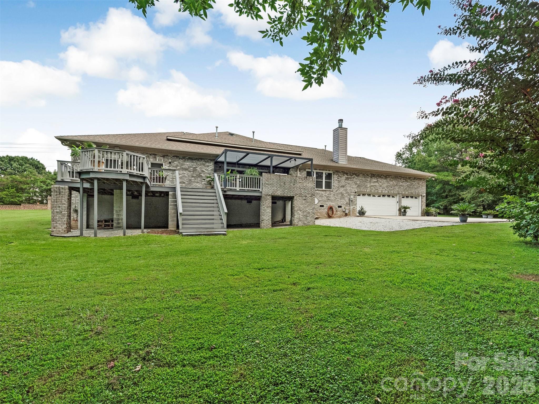 9535 Potter Road — Matthews