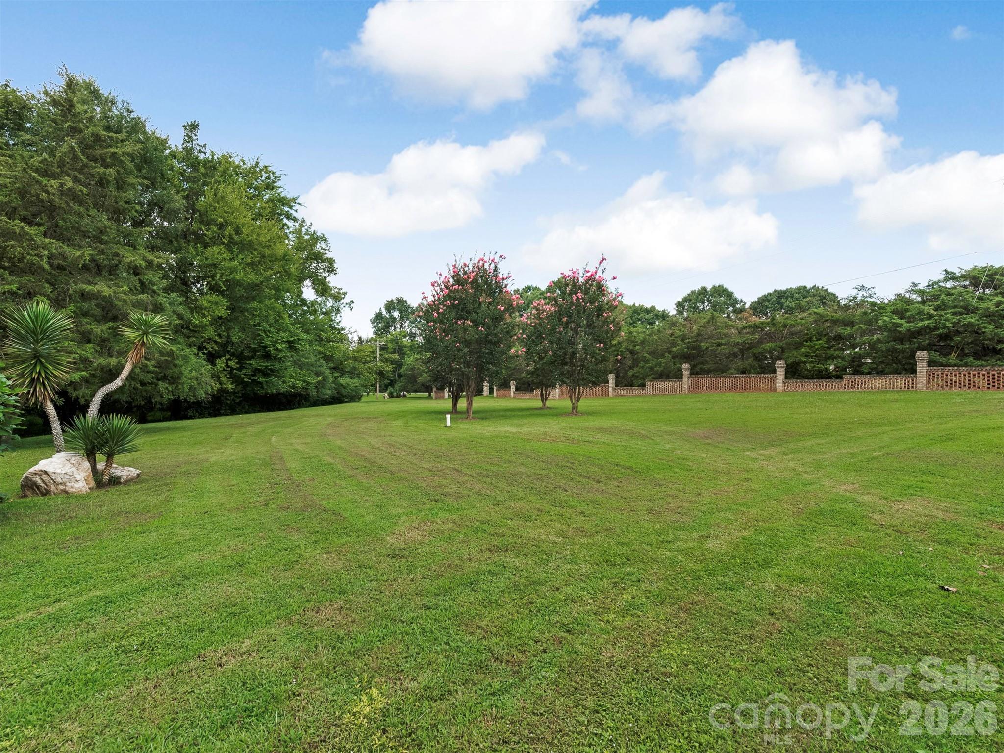 9535 Potter Road — Matthews