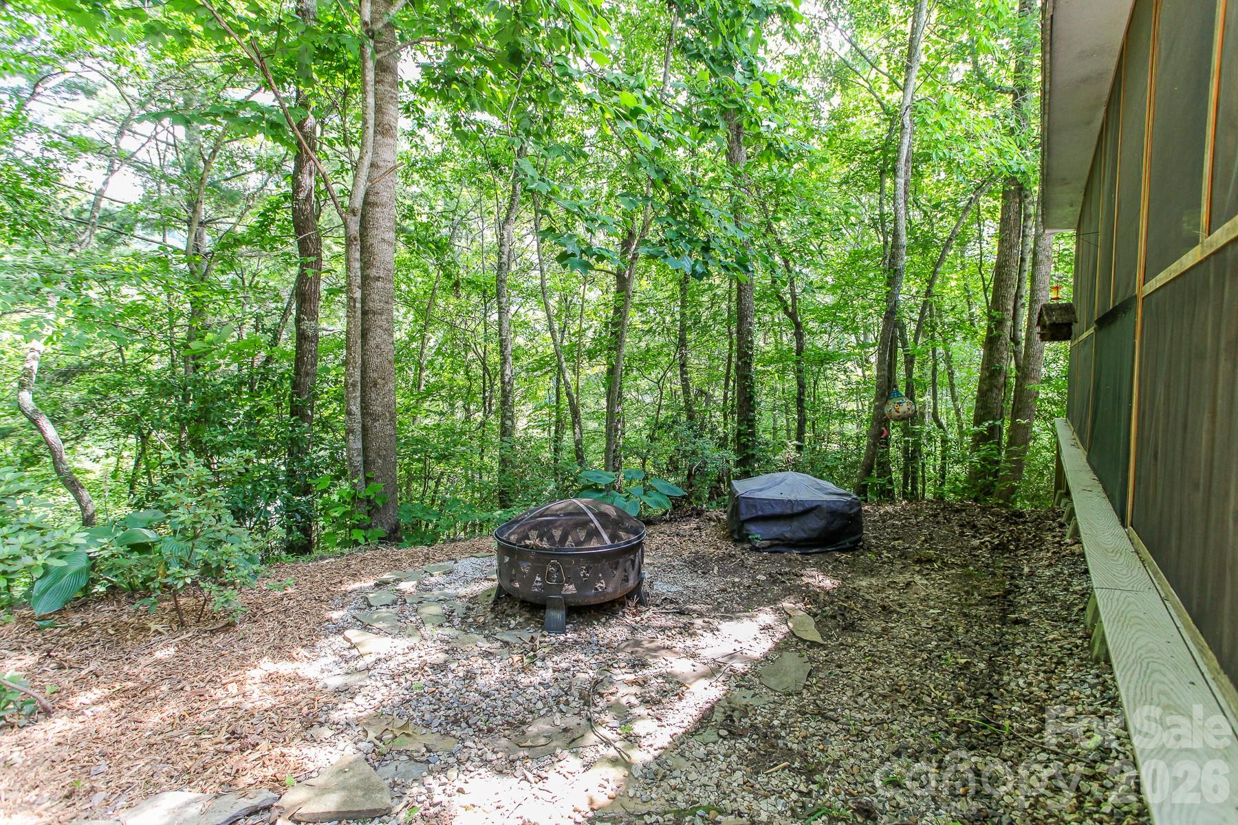 292 Wolf Creek Heights — Almond