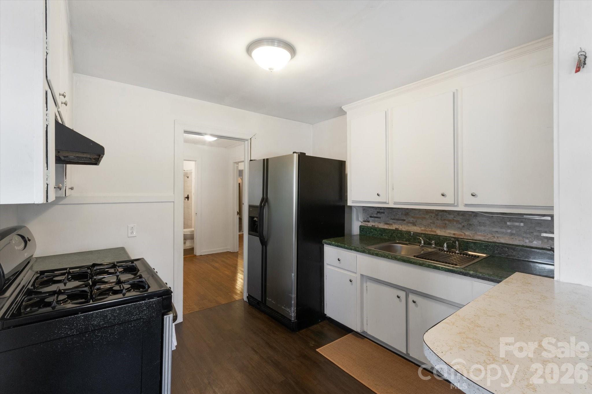 25 Montview Circle — Brevard