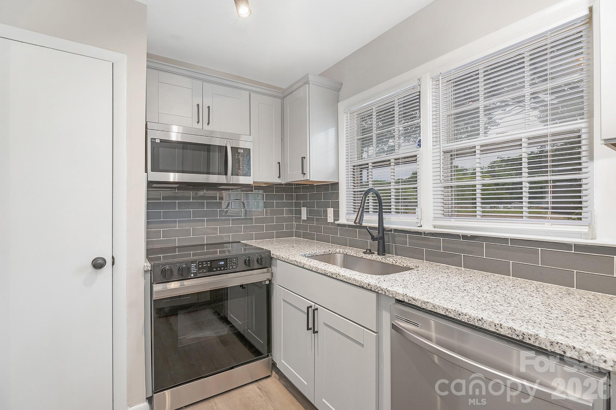 4601 Coronado Drive — Charlotte