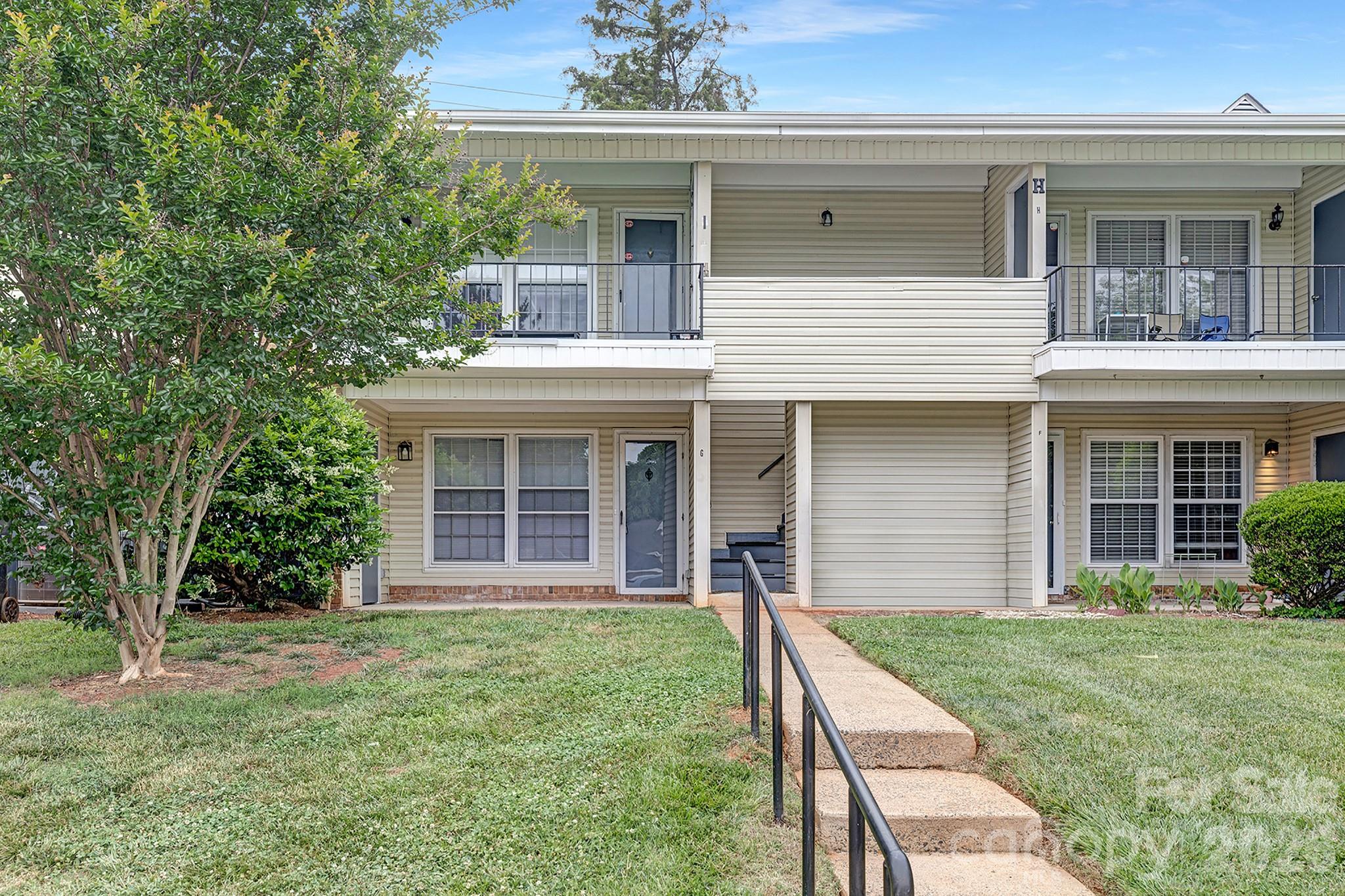 4601 Coronado Drive — Charlotte