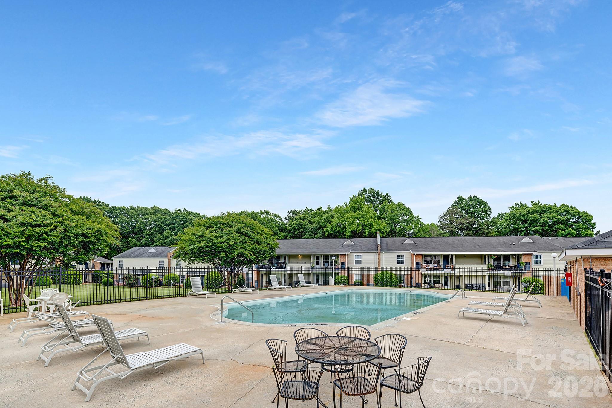 4601 Coronado Drive — Charlotte