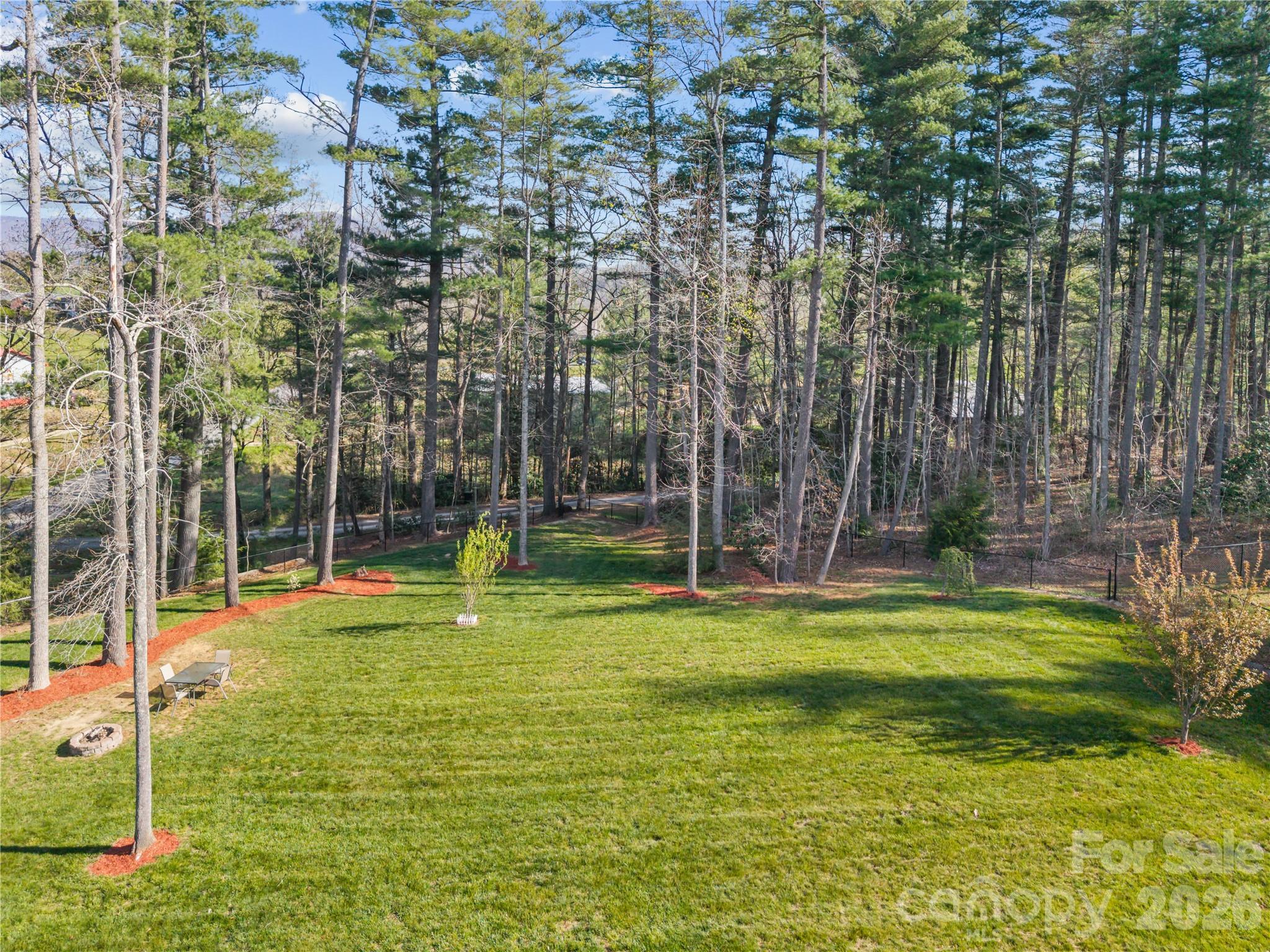 27 Pounding Mill Road — Hendersonville