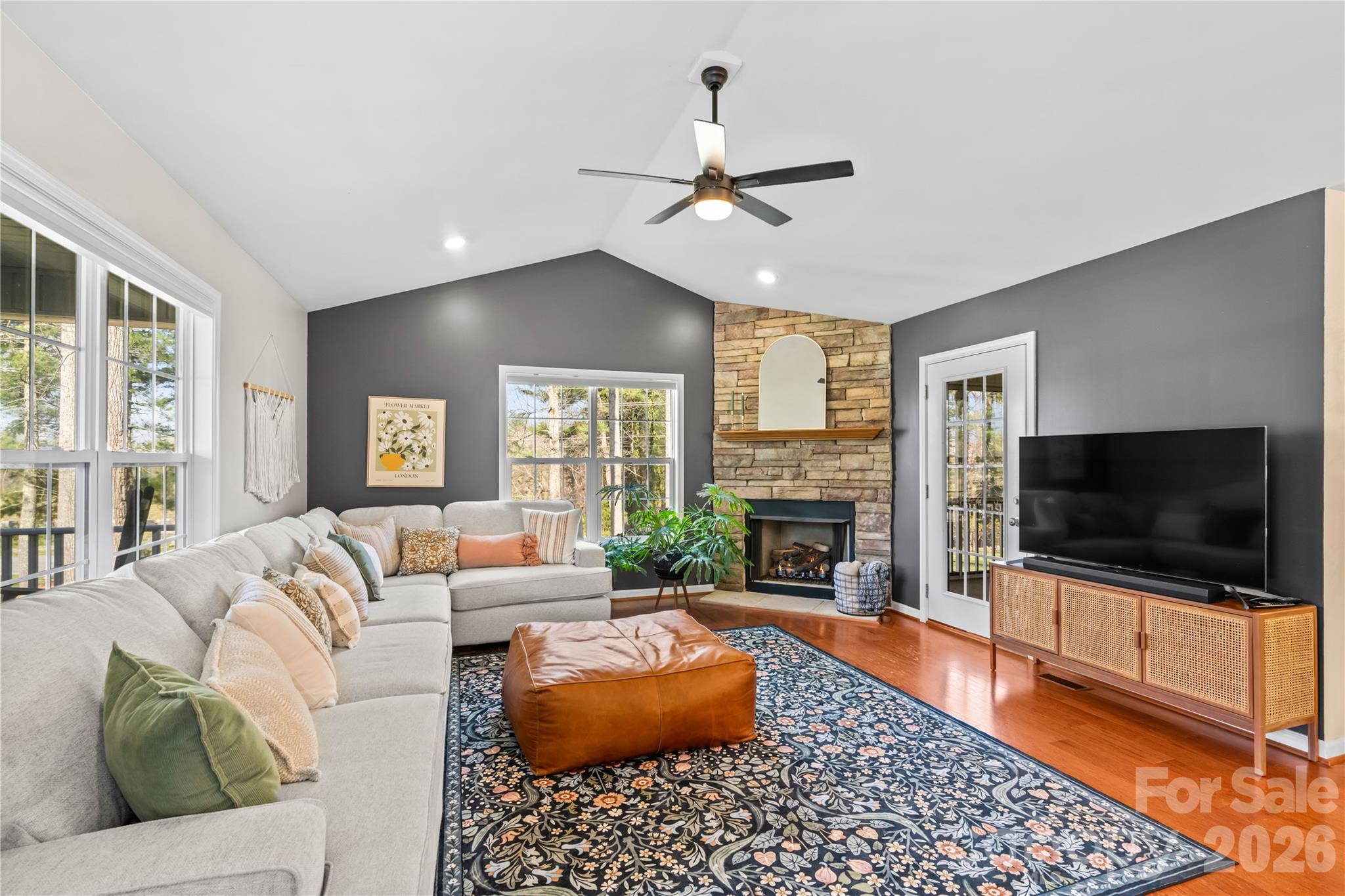27 Pounding Mill Road — Hendersonville