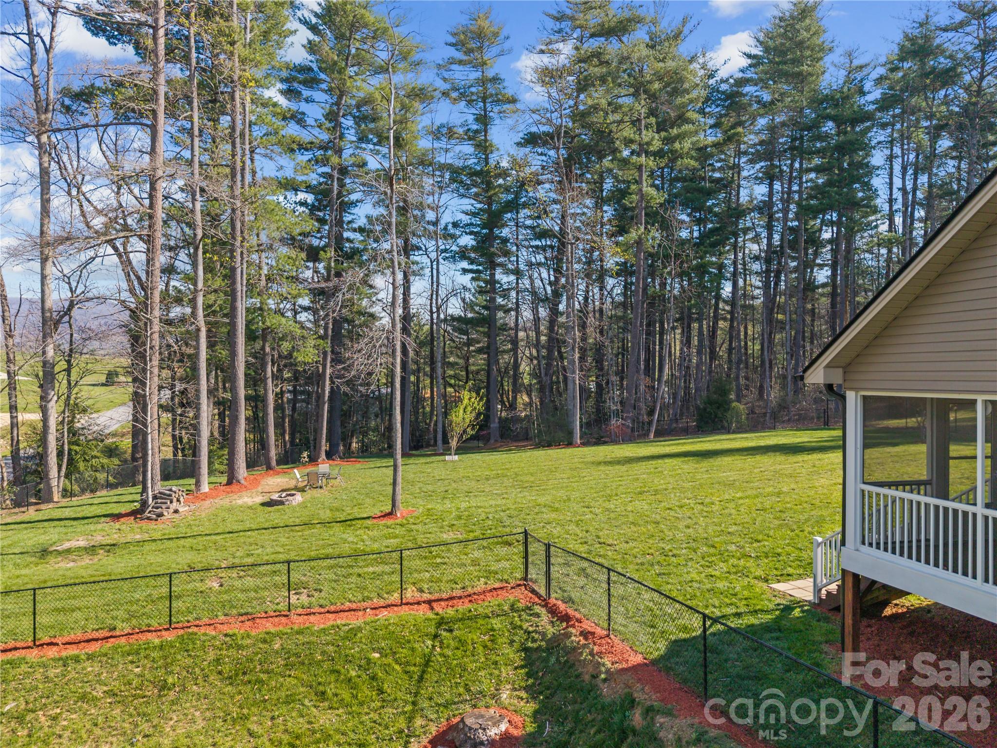 27 Pounding Mill Road — Hendersonville