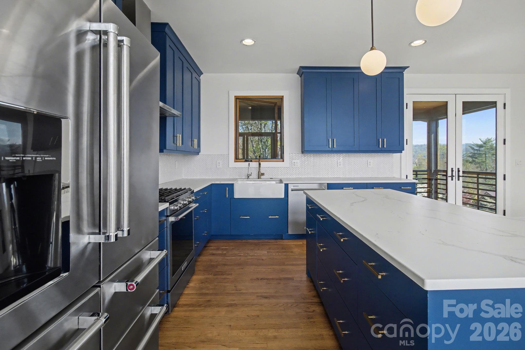 8 Nottingham Drive — Candler
