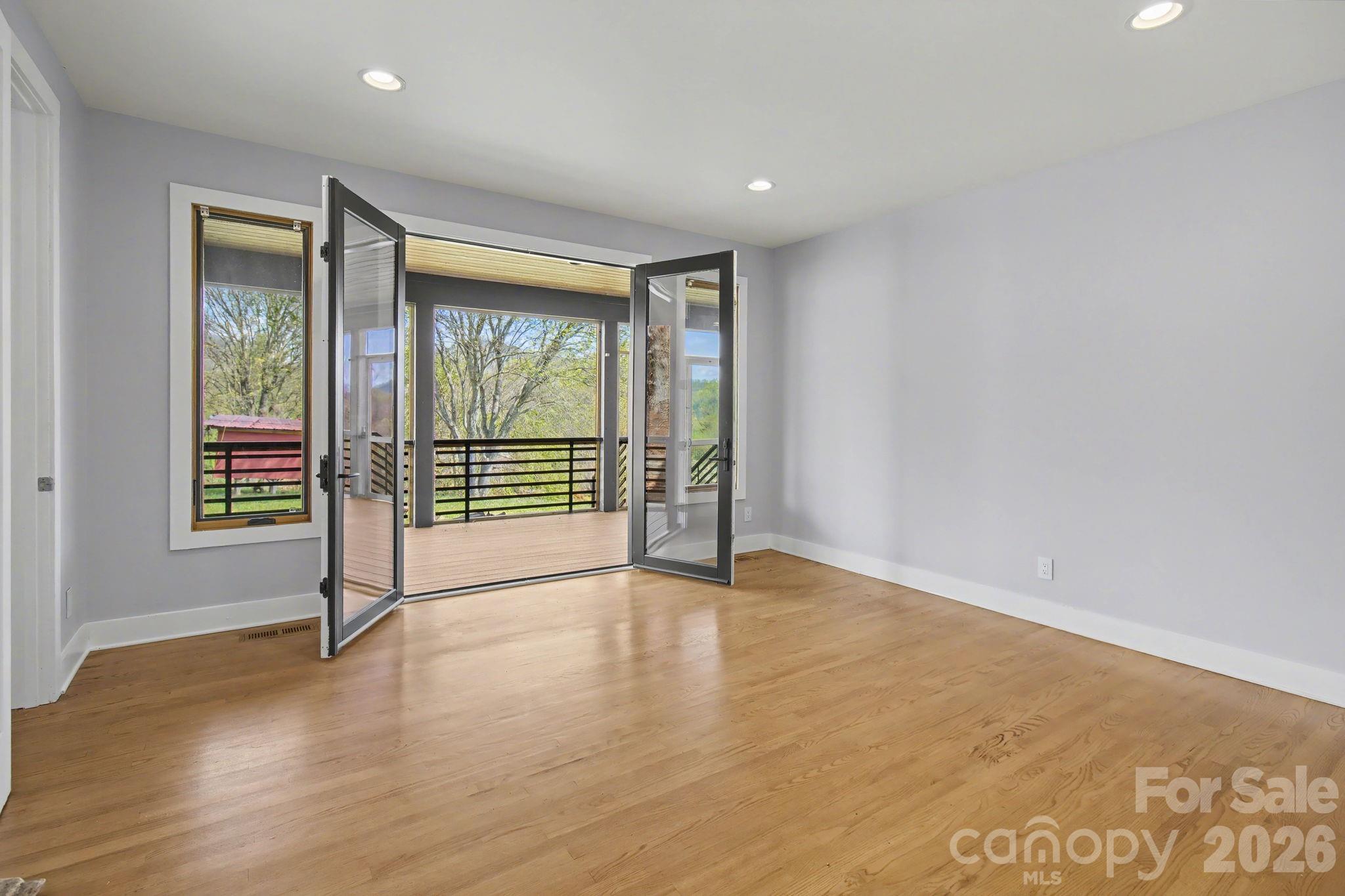 8 Nottingham Drive — Candler