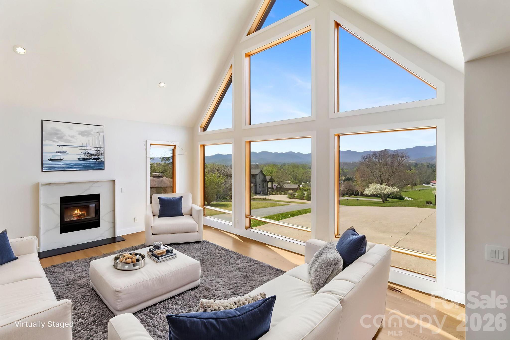 8 Nottingham Drive — Candler
