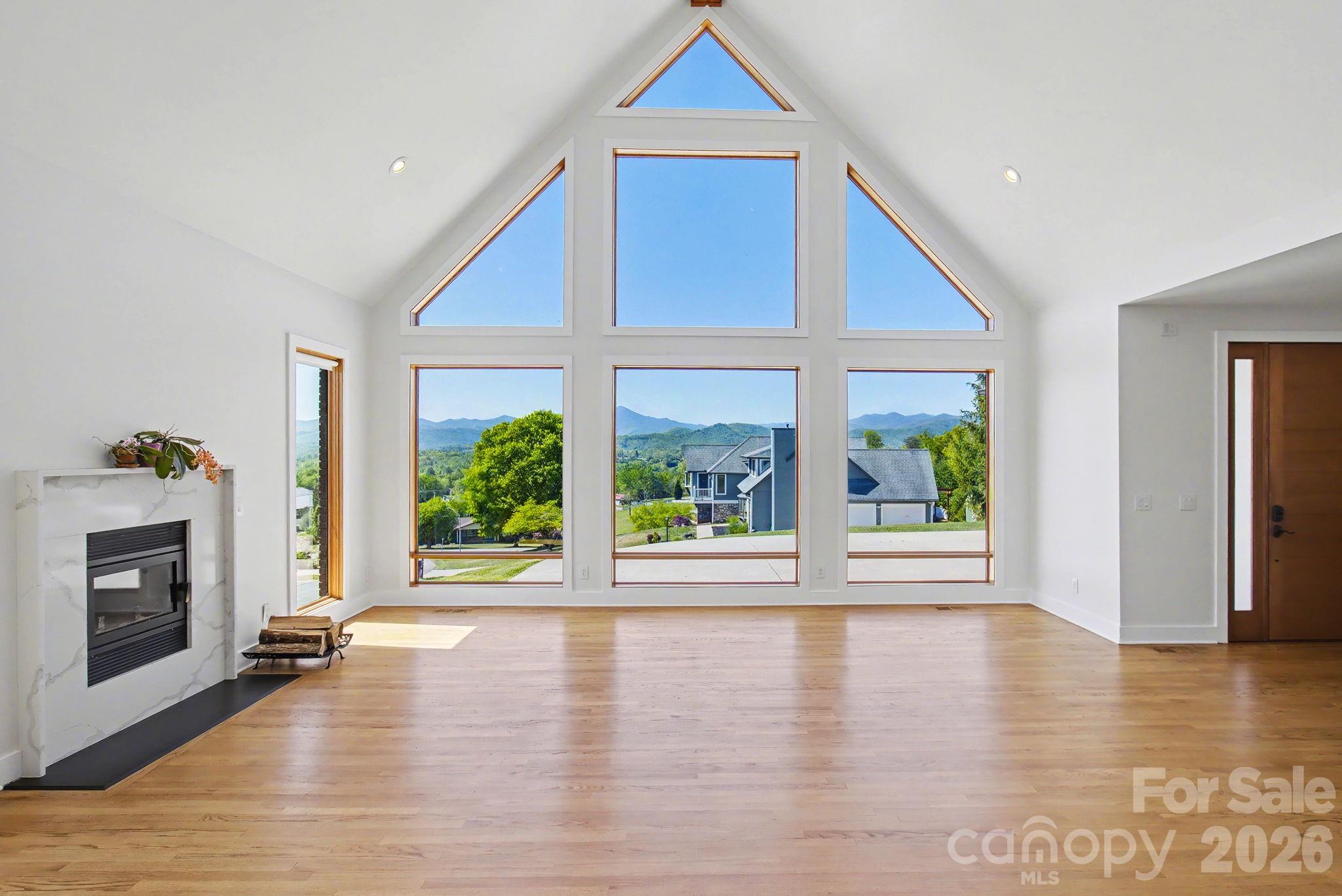 8 Nottingham Drive — Candler