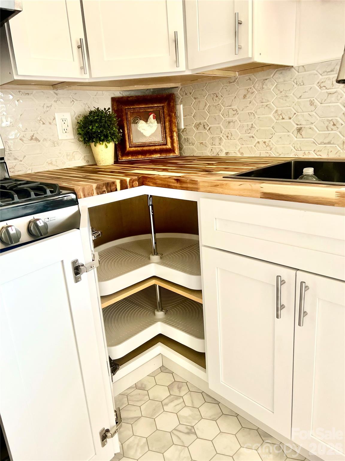 358 Woodlawn Avenue — Cramerton