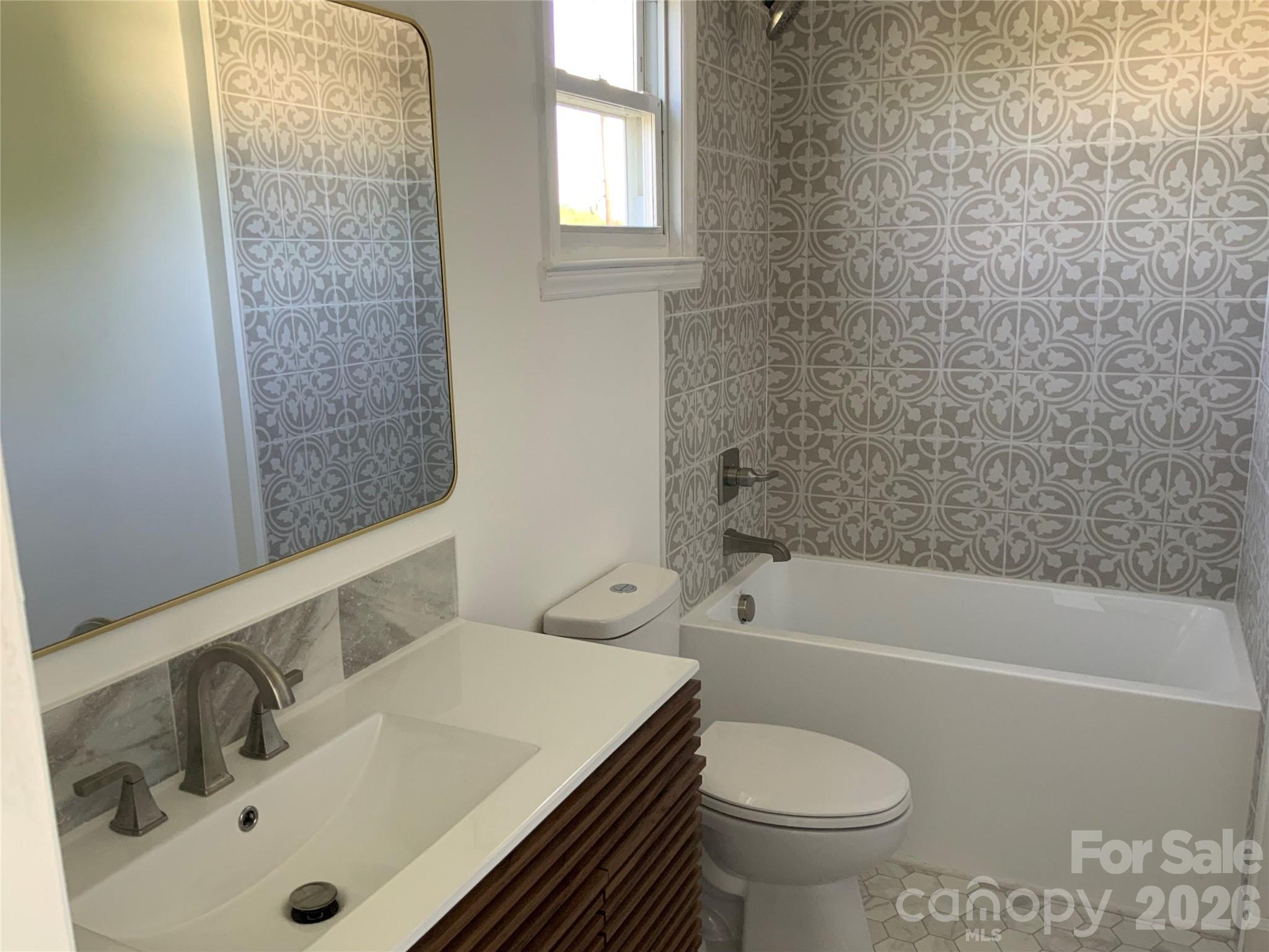 358 Woodlawn Avenue — Cramerton
