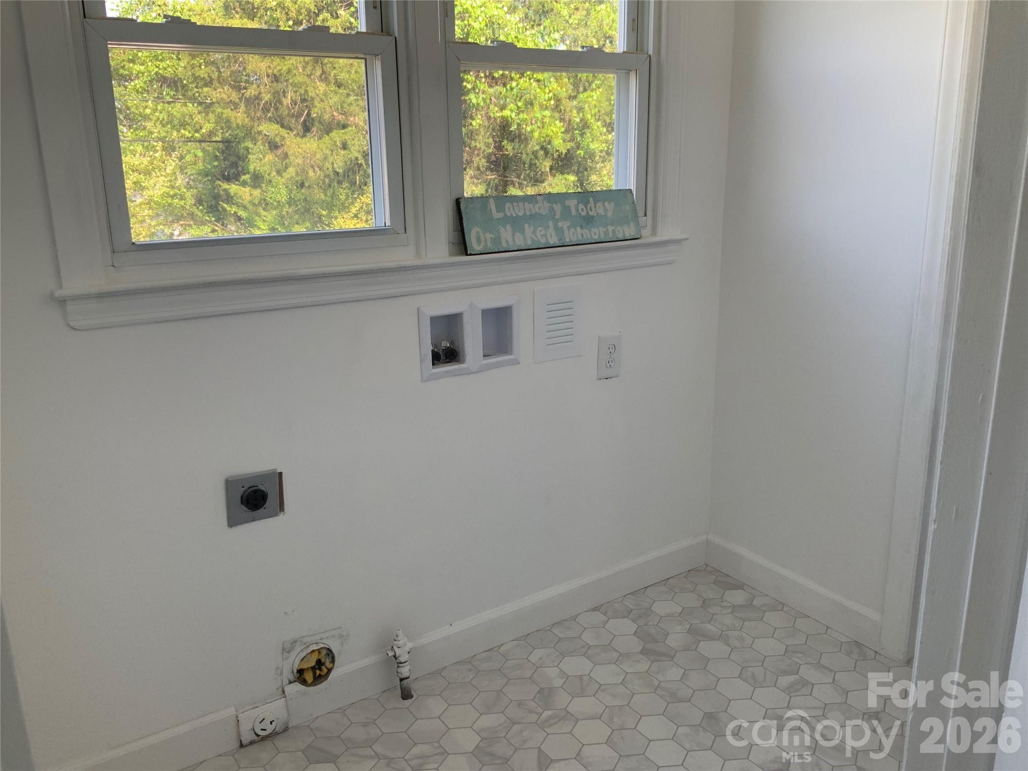 358 Woodlawn Avenue — Cramerton