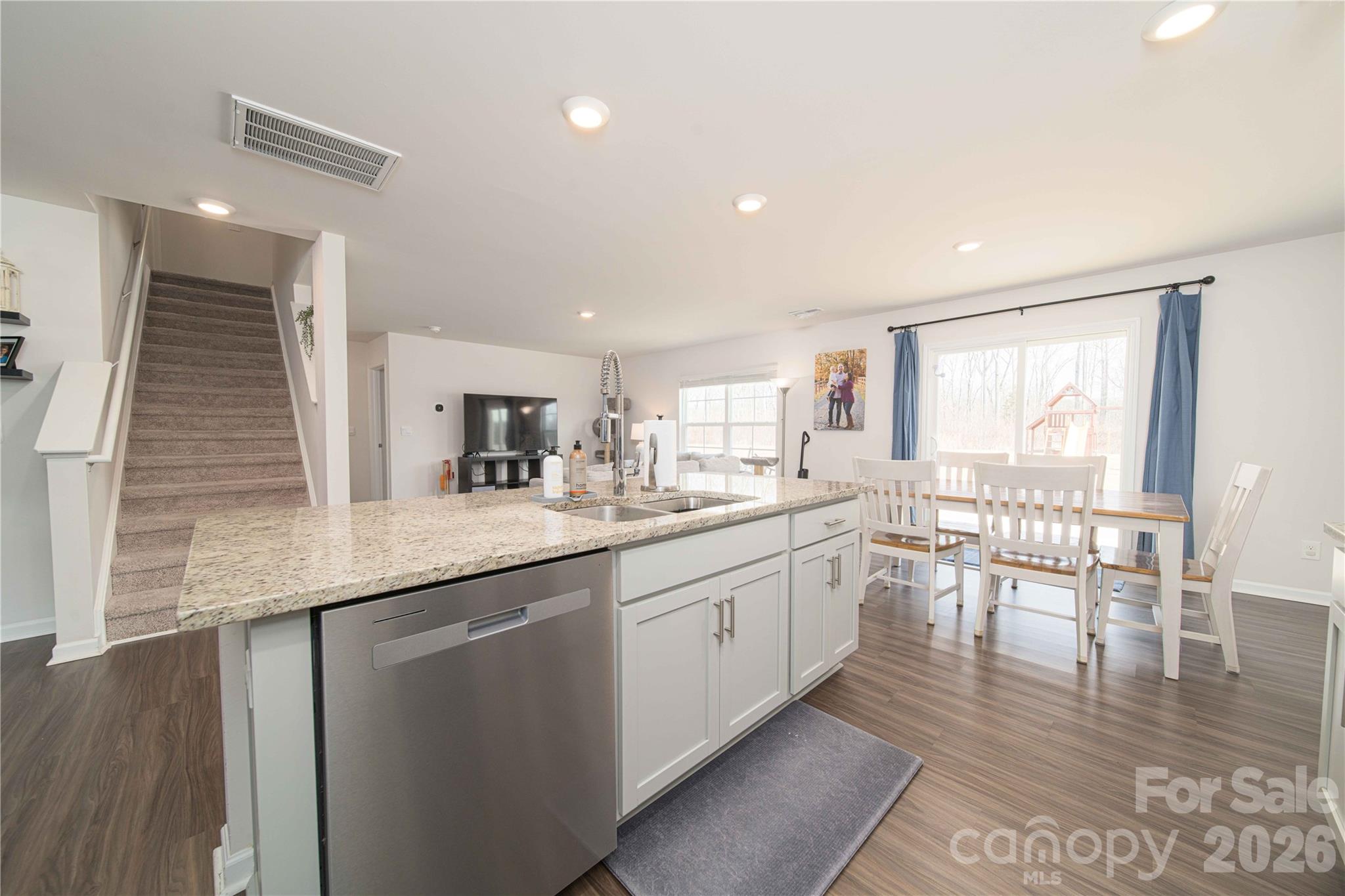 174 Culloden Drive — Mocksville