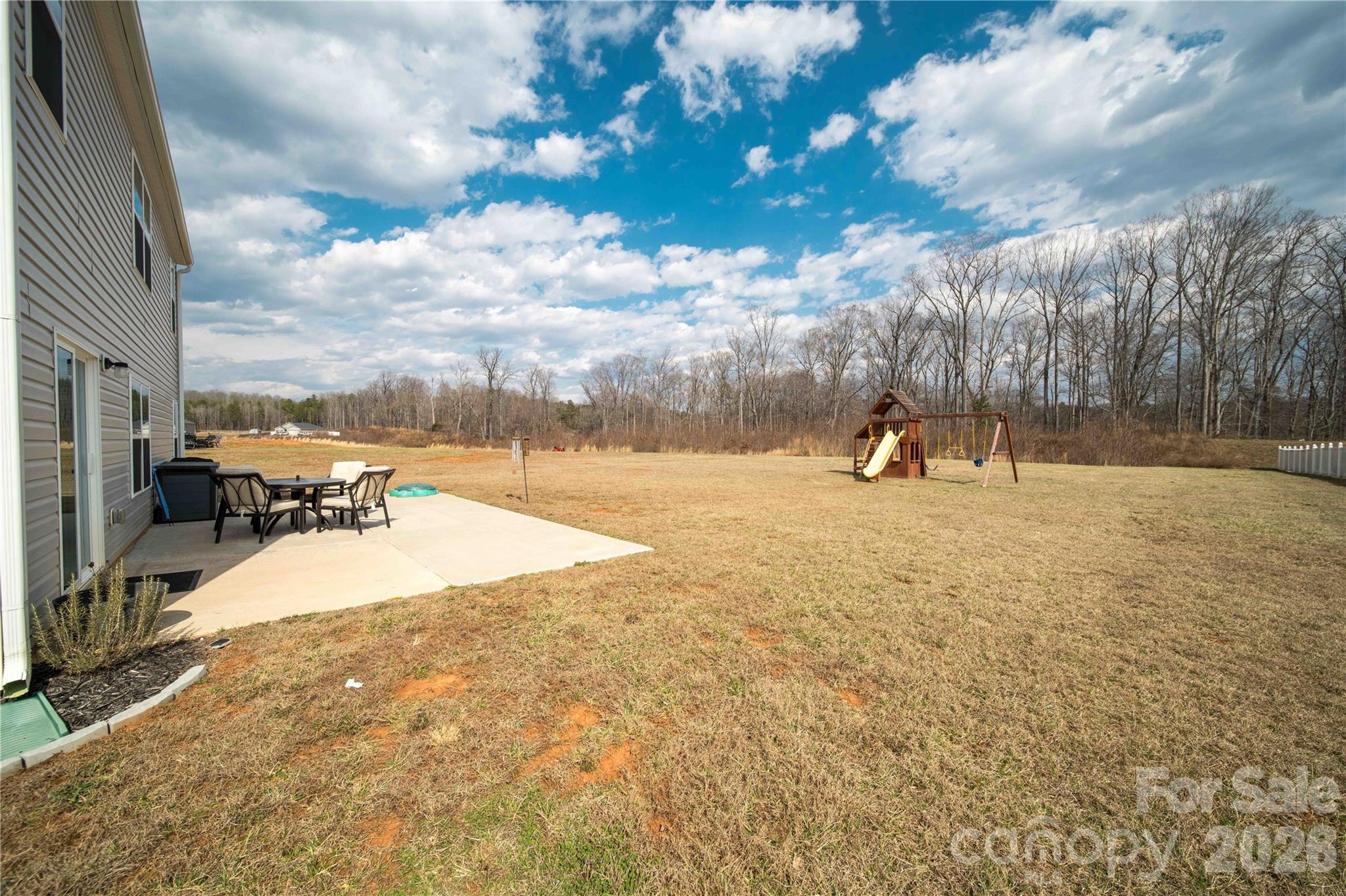 174 Culloden Drive — Mocksville