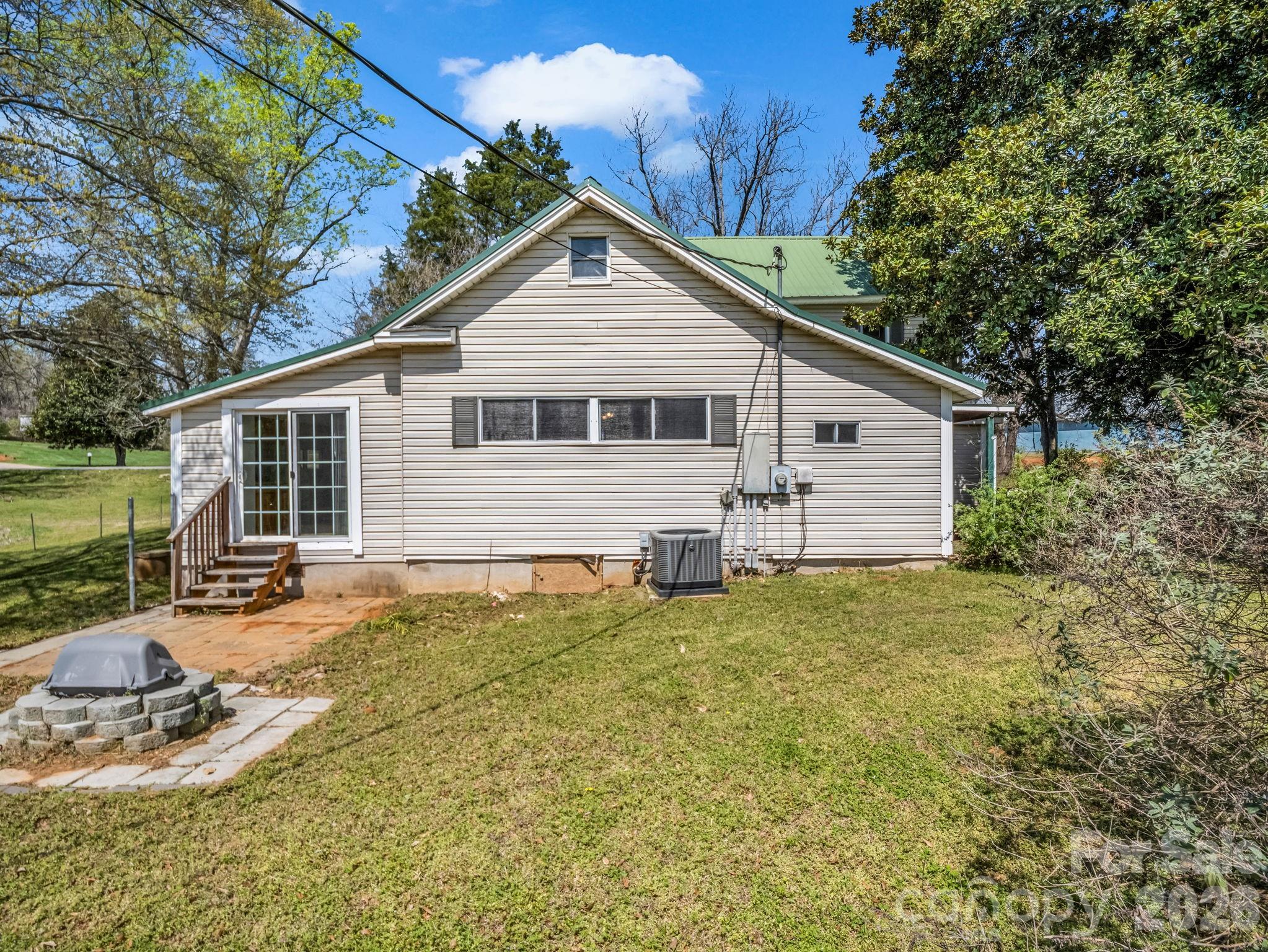 1282 Old US 74 Highway — Ellenboro